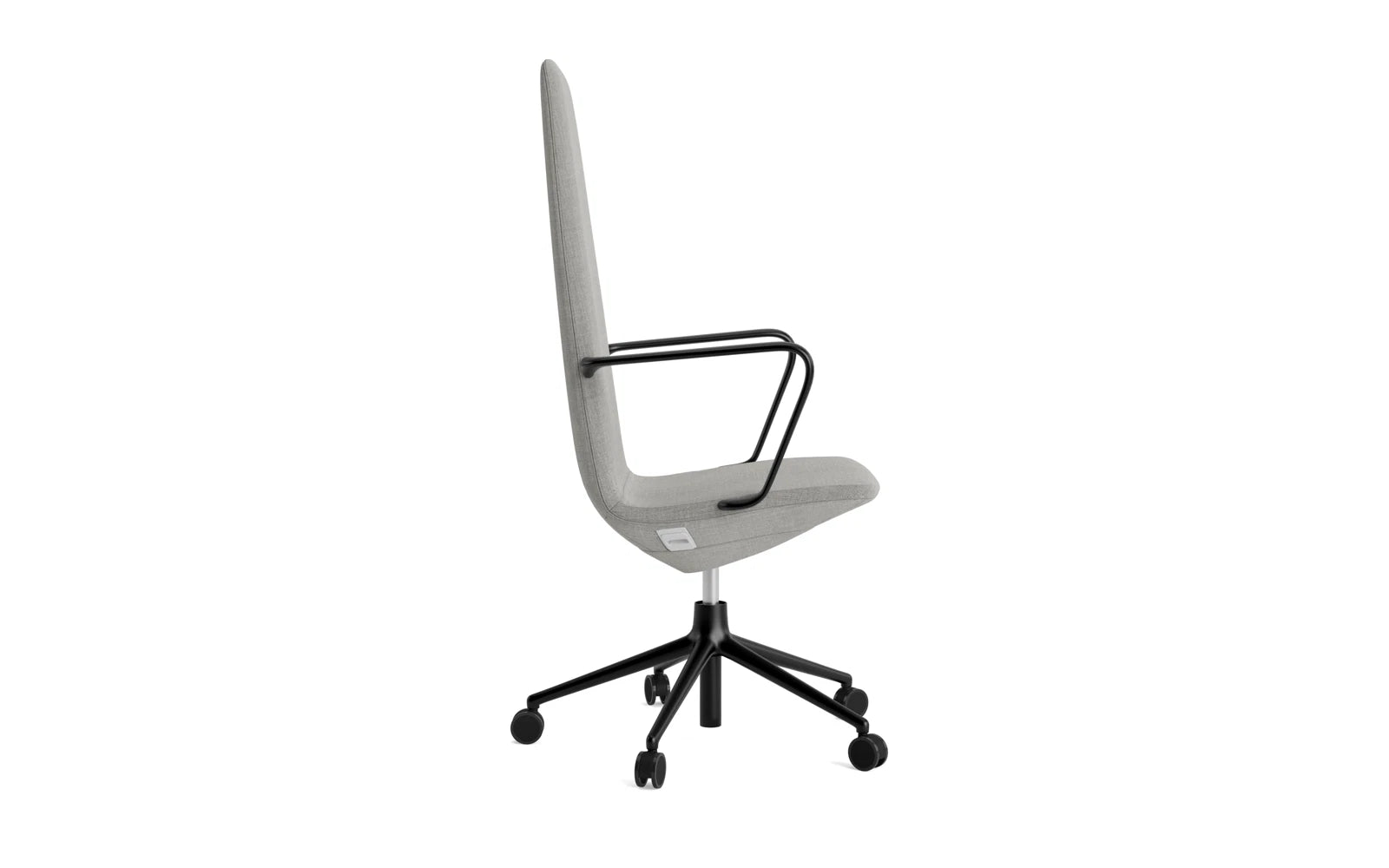 Erleben Sie den Off Armchair Hoch von Normann Copenhagen – ein eleganter Bürostuhl mit flexibler Mobilität, der modernes Design und höchsten Komfort vereint.
