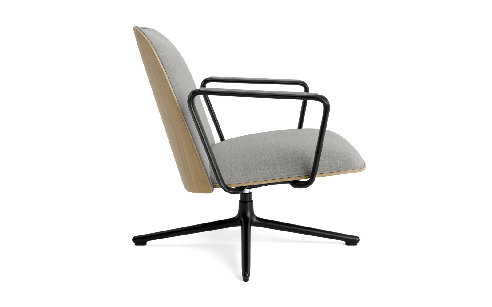 Pad Lounge-Sessel niedrig mit Drehgestell und Kippfunktion Schwarz Alu Eiche/Remix in Remix 133 präsentiert im Onlineshop von KAQTU Design AG. Sessel ist von Normann Copenhagen
