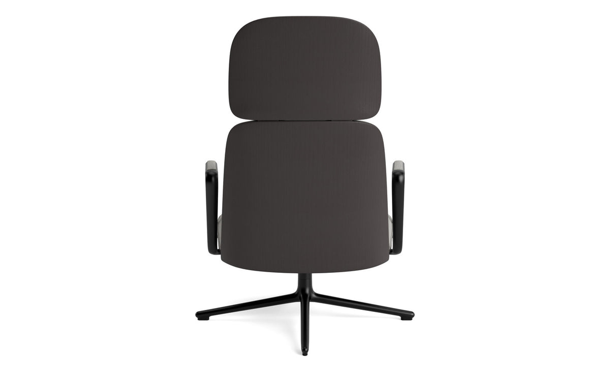 Pad Lounge-Sessel hoch mit Drehgestell Schwarz Alu Schwarz/Remix in Remix 133 präsentiert im Onlineshop von KAQTU Design AG. Drehsessel ist von Normann Copenhagen