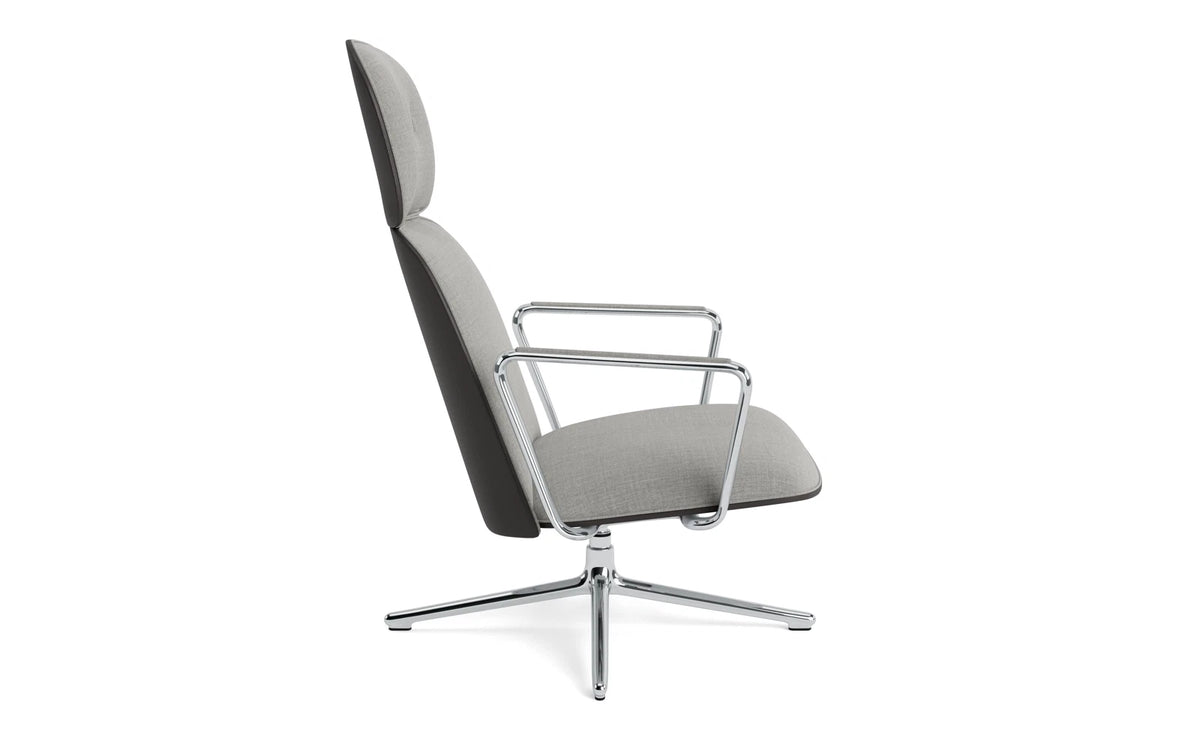 Pad Lounge-Sessel hoch mit Drehgestell und Kippfunktion alu und Schwarz/Remix in Remix 133 präsentiert im Onlineshop von KAQTU Design AG. Drehsessel ist von Normann Copenhagen
