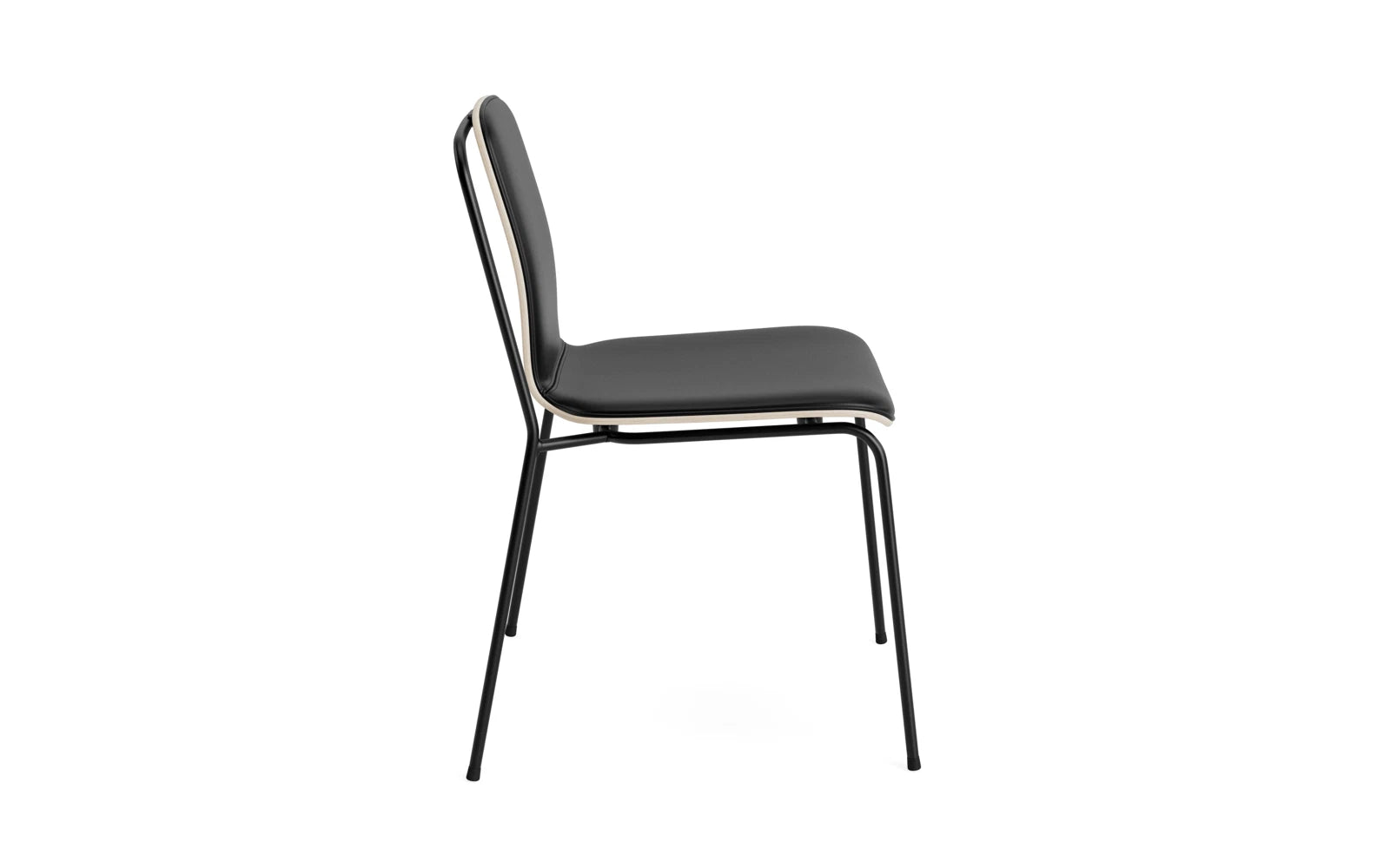 Studio Stuhl Frontpolster, schwarzes Stahl & hellgrau Ultra in Ultra 41599 präsentiert im Onlineshop von KAQTU Design AG. Stuhl ist von Normann Copenhagen