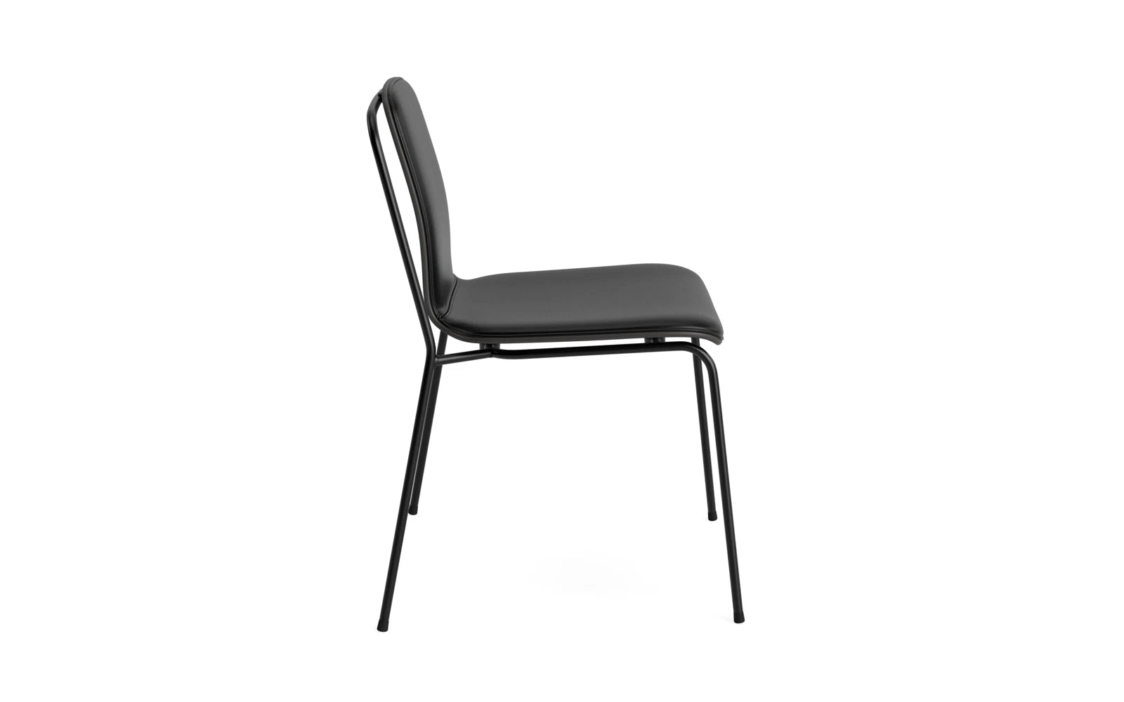 Studio Stuhl Frontpolster, schwarzes Stahl & Schwarz Ultra in Ultra 41599 präsentiert im Onlineshop von KAQTU Design AG. Stuhl ist von Normann Copenhagen