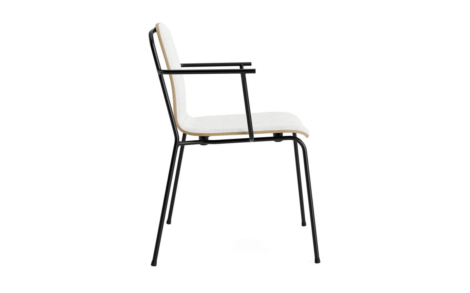 Studio Armlehnstuhl Frontpolster Schwarz Stahl Eiche/Hallingdal in Hallingdal 110 präsentiert im Onlineshop von KAQTU Design AG. Stuhl mit Armlehne ist von Normann Copenhagen
