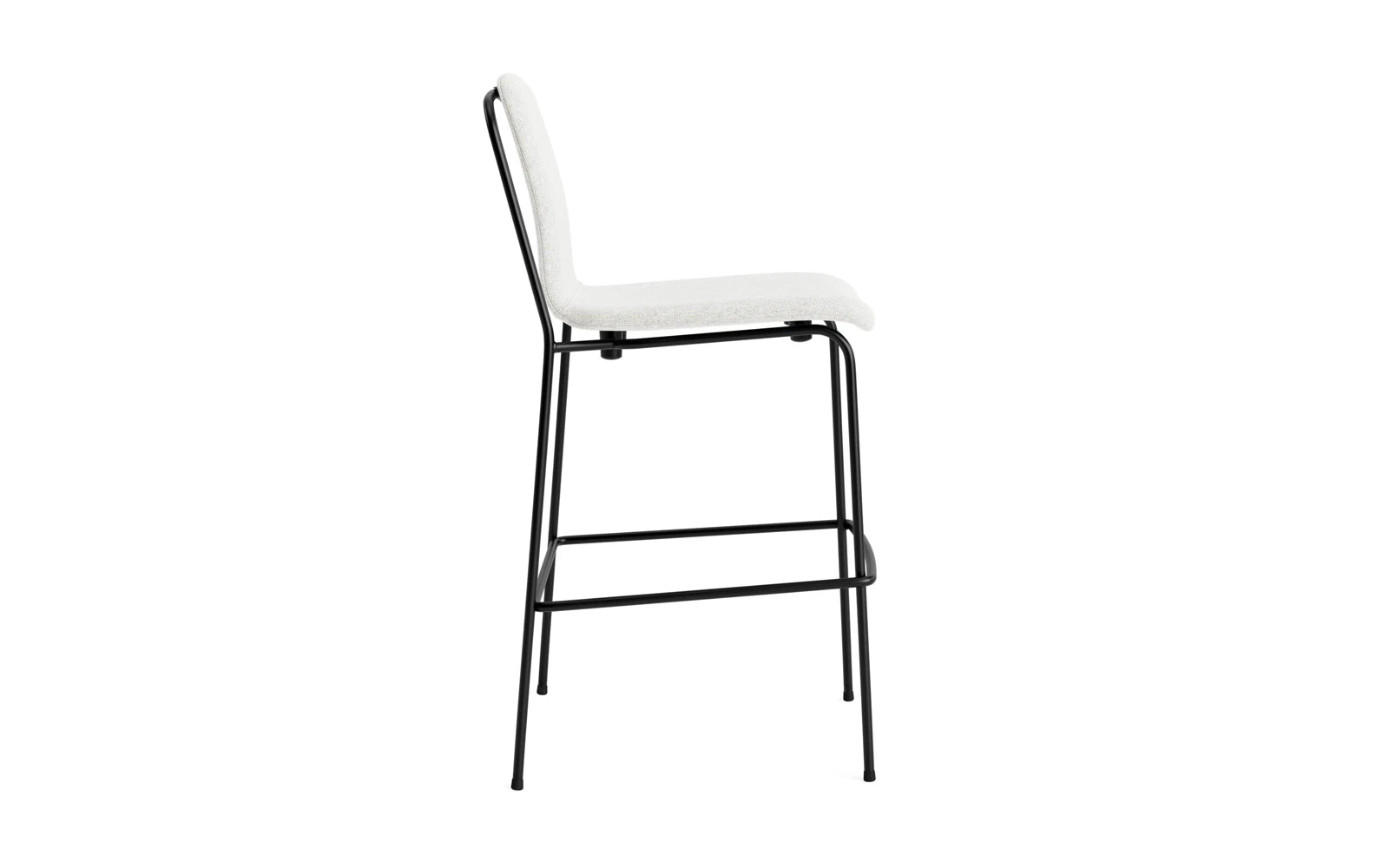 Studio Barstuhl 65 cm Vollpolster Stahl Schwartz/Hallingdal in Hallingdal 110 präsentiert im Onlineshop von KAQTU Design AG. Barstuhl ist von Normann Copenhagen