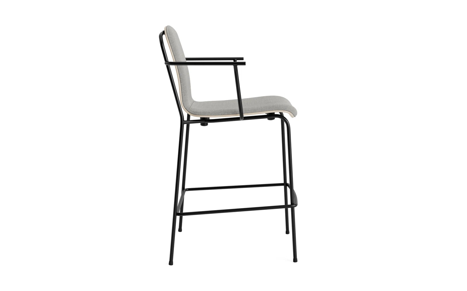 Studio Barstuhl mit Armlehne 65 cm frontpolster schwarzes Stahl/ Hellgrau/ Remix in Remix 133 präsentiert im Onlineshop von KAQTU Design AG. Barstuhl ist von Normann Copenhagen