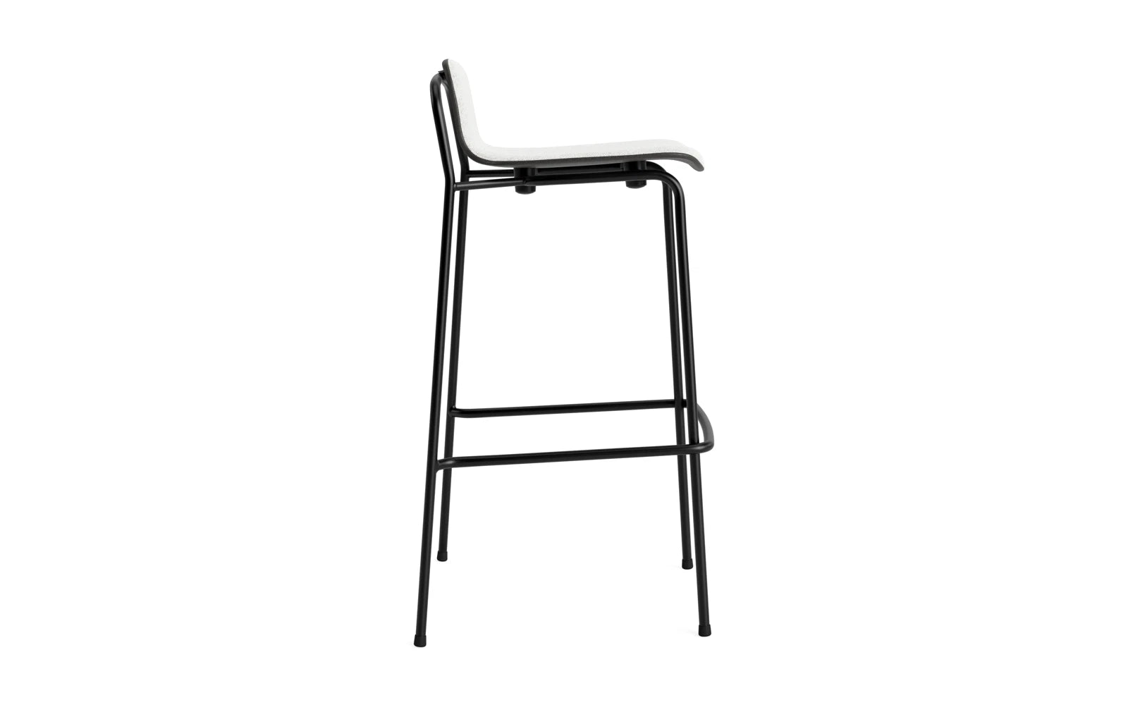 Studio Barstuhl 75 cm frontpolster schwarzes Stahl/ schwarz/ Hallingdal in Hallingdal 110 präsentiert im Onlineshop von KAQTU Design AG. Barstuhl ist von Normann Copenhagen