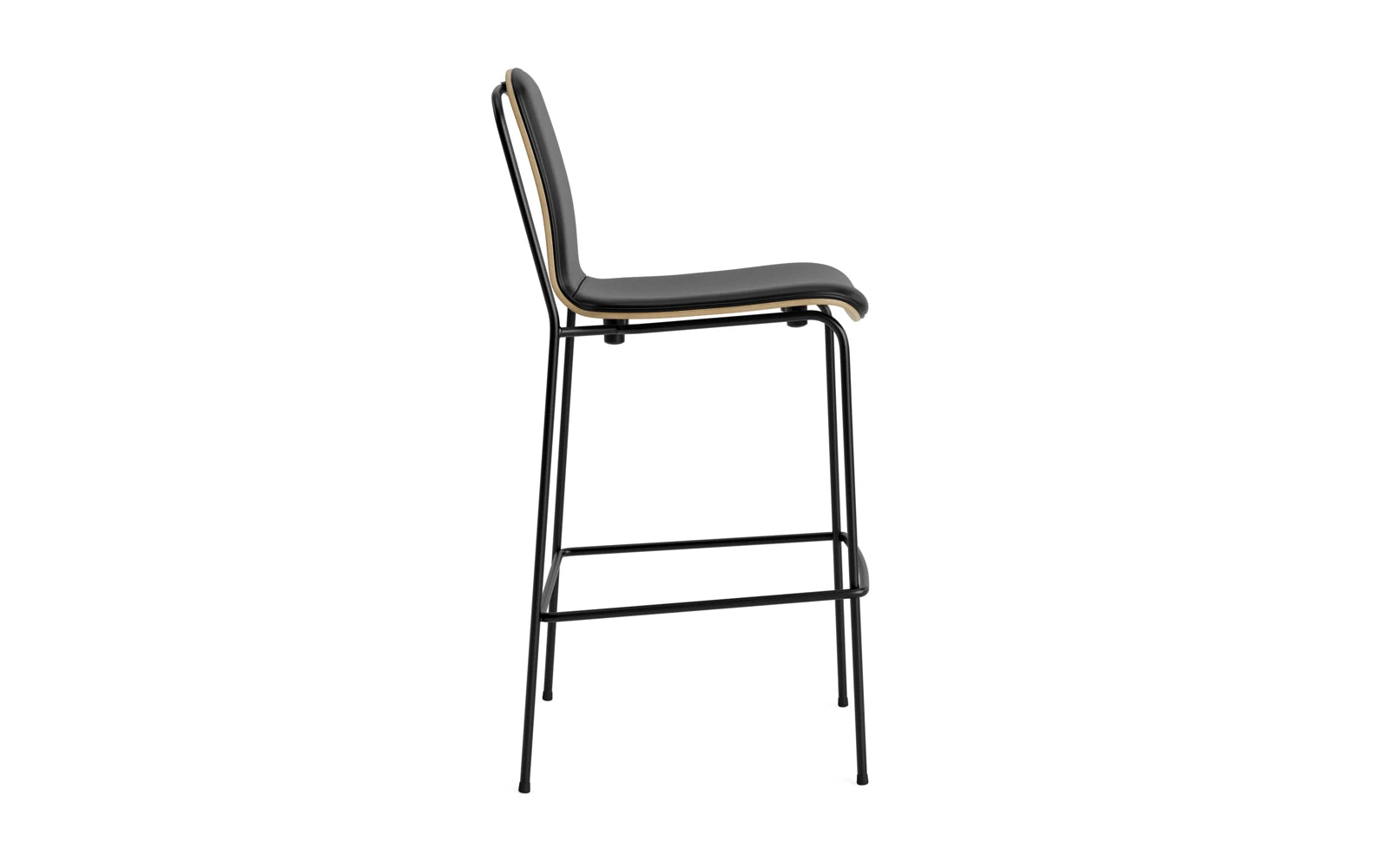Studio Barstuhl 75 cm frontpolster schwarzes Stahl/ Eiche/ Ultra in Ultra 41599 präsentiert im Onlineshop von KAQTU Design AG. Barstuhl ist von Normann Copenhagen