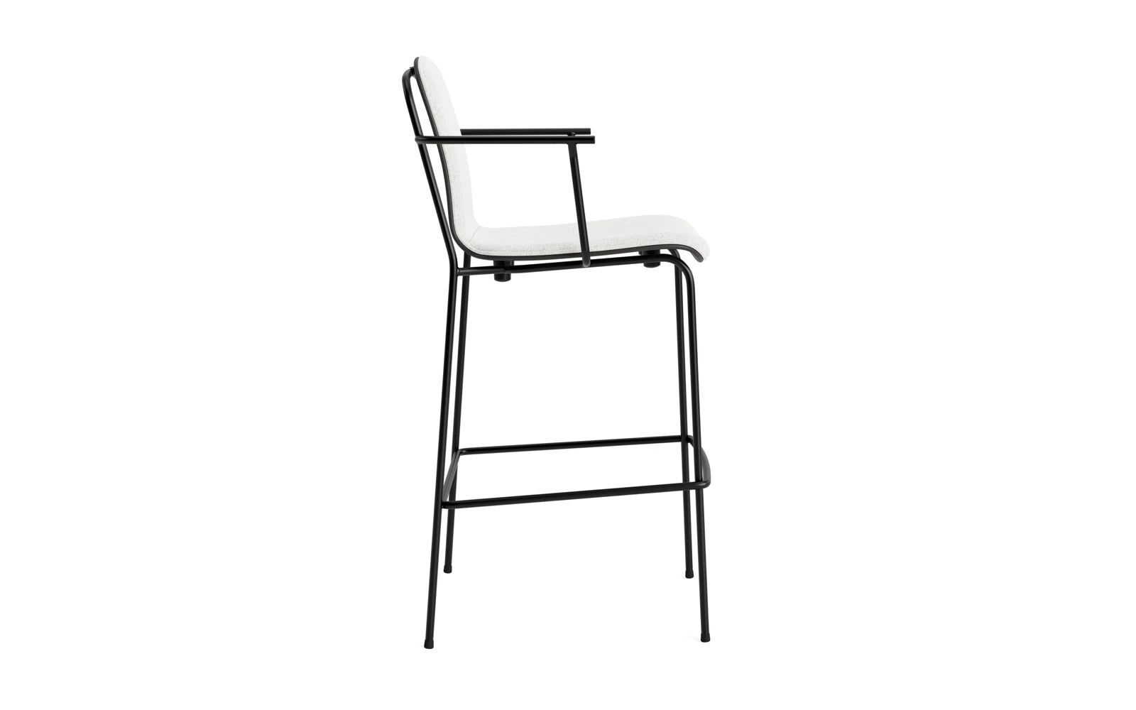 Studio Barstuhl 75 cm frontpolster schwarzes Stahl/ schwarz/ Hallingdal in Hallingdal 110 präsentiert im Onlineshop von KAQTU Design AG. Barstuhl ist von Normann Copenhagen
