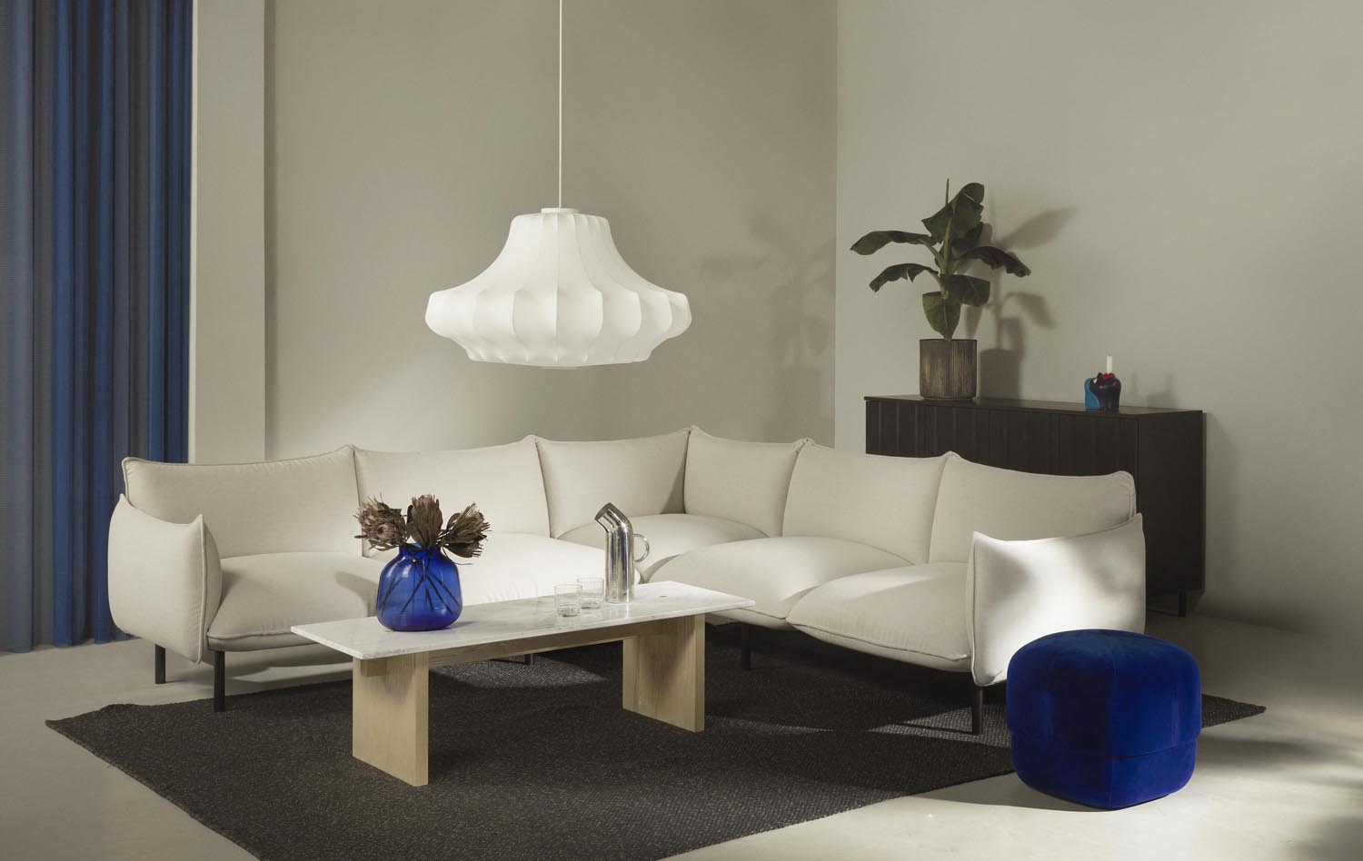 Ark modulares sofa 4-sitzer Remix in Remix 133 präsentiert im Onlineshop von KAQTU Design AG. 4er Sofa ist von Normann Copenhagen