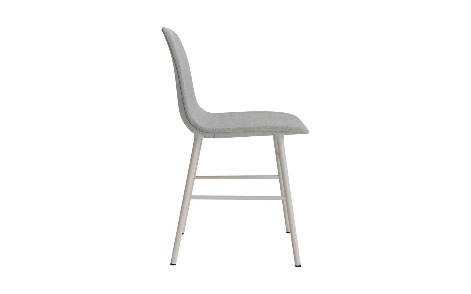Form Stuhl gepolstert Warmes Grau Stahl Remix in Remix 133 präsentiert im Onlineshop von KAQTU Design AG. Stuhl ist von Normann Copenhagen