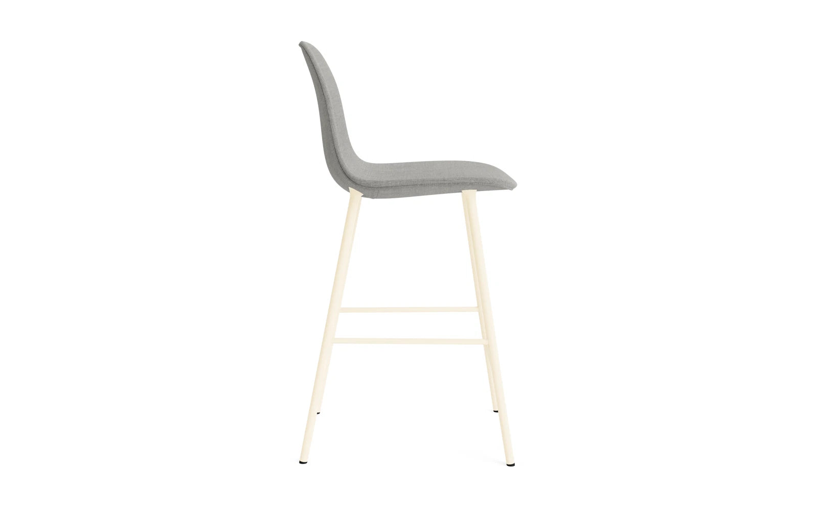 Form Barstuhl 65 cm gepolstert Creme Stahl Remix in Remix 133 präsentiert im Onlineshop von KAQTU Design AG. Barstuhl ist von Normann Copenhagen