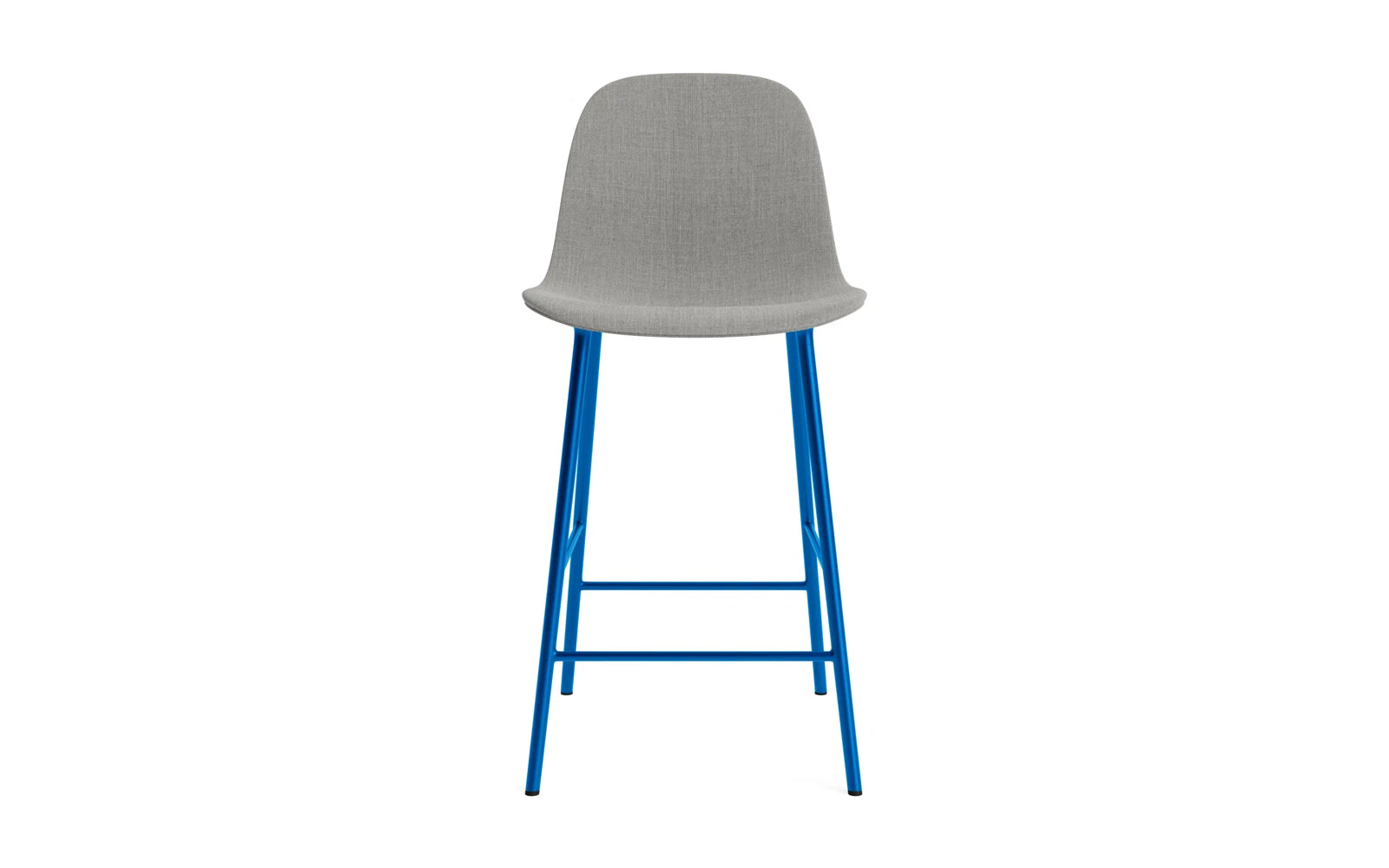 Form Barstuhl 65 cm gepolstert Leuchtendes blau Stahl Remix in Remix 133 präsentiert im Onlineshop von KAQTU Design AG. Barstuhl ist von Normann Copenhagen