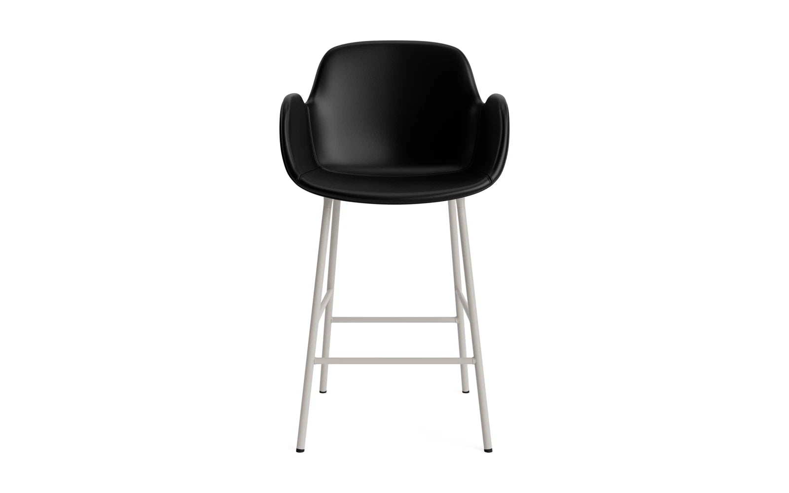 Form Barstuhl mit Armlehne 65 cm gepolstert Warmes grau Stahl/Ultra leder in Ultra 41599 präsentiert im Onlineshop von KAQTU Design AG. Barstuhl ist von Normann Copenhagen