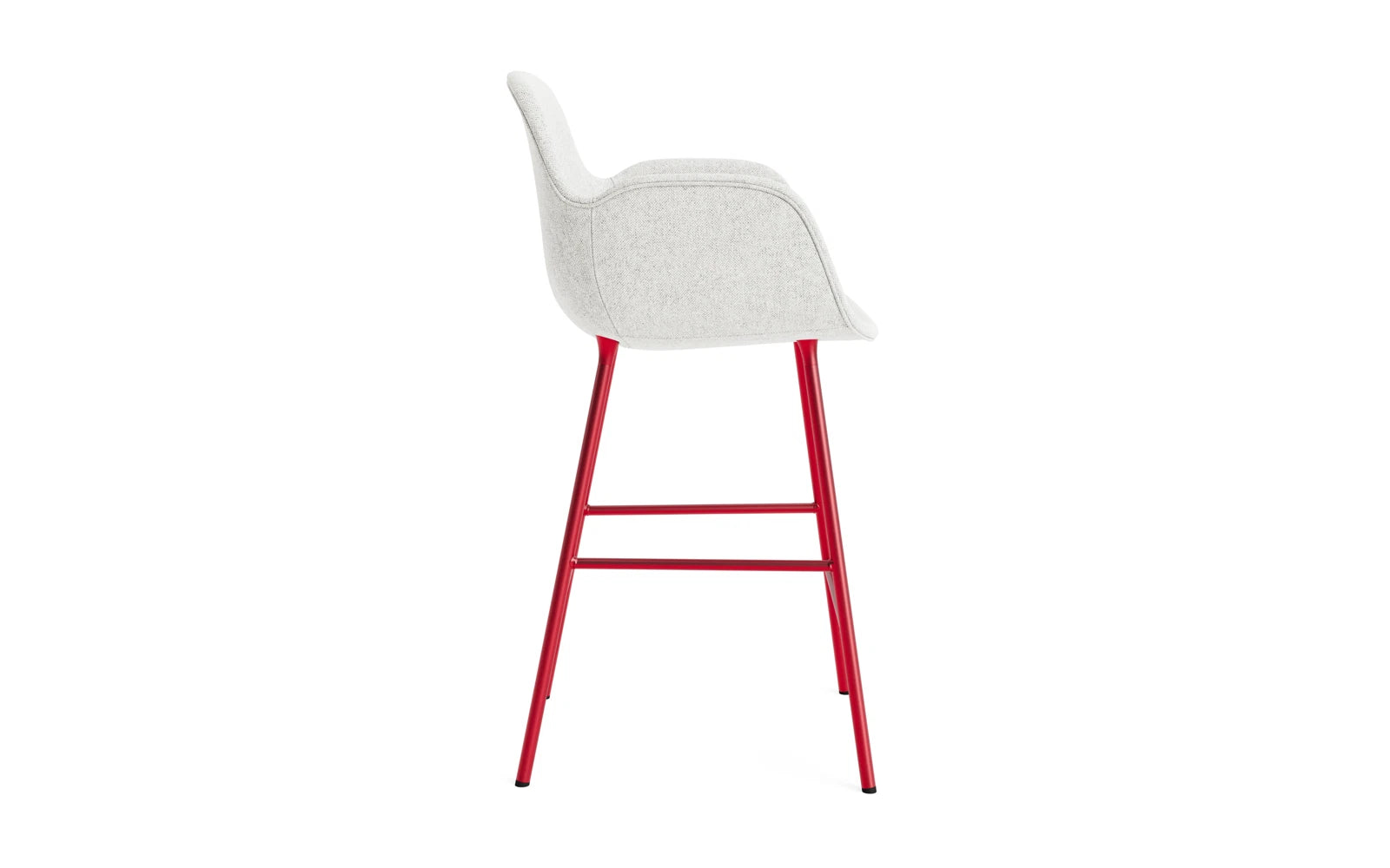 Form Barstuhl mit Armlehne 65 cm gepolstert Leuchtendes rot Stahl Hallingdal in Hallingdal 110 präsentiert im Onlineshop von KAQTU Design AG. Barstuhl ist von Normann Copenhagen