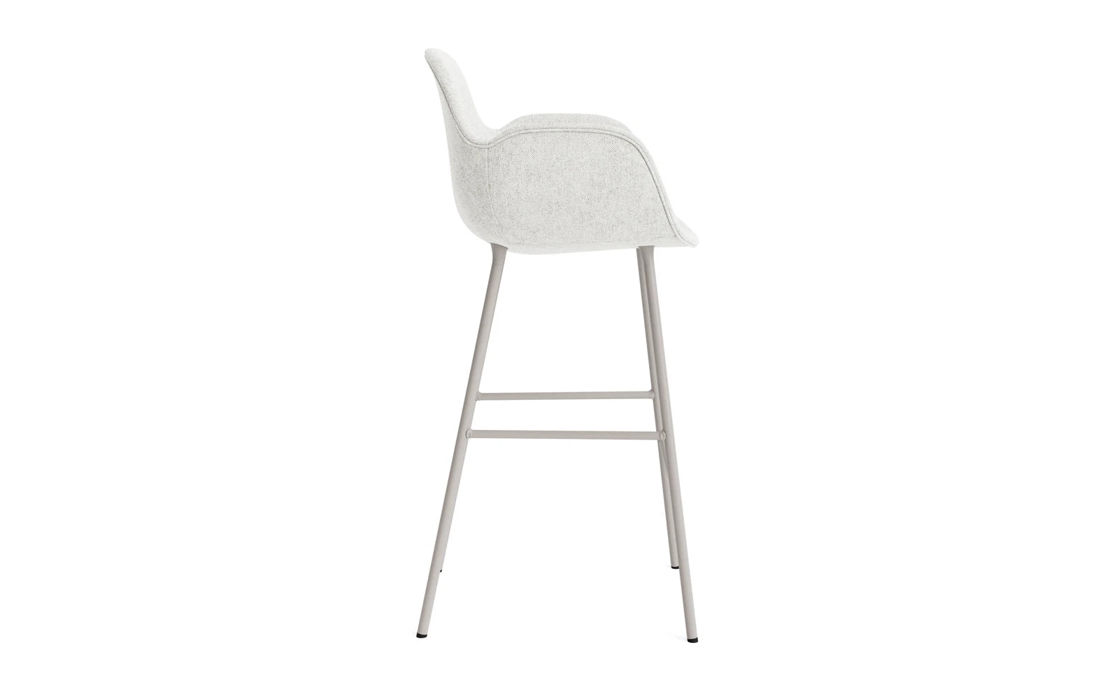 Form Barstuhl mit Armlehne 75 cm gepolstert Warmes grau Stahl Hallingdal in Hallingdal 110 präsentiert im Onlineshop von KAQTU Design AG. Barstuhl ist von Normann Copenhagen