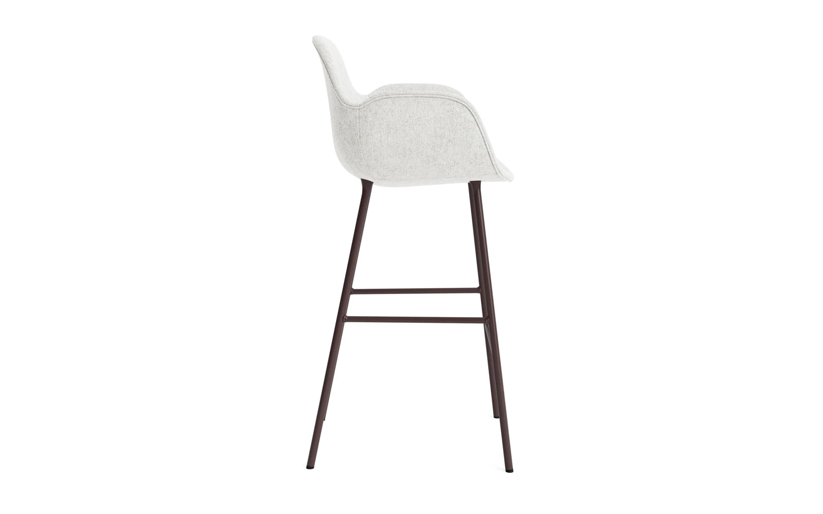 Form Barstuhl mit Armlehne 75 cm gepolstert Braun Stahl Hallingdal in Hallingdal 110 präsentiert im Onlineshop von KAQTU Design AG. Barstuhl ist von Normann Copenhagen