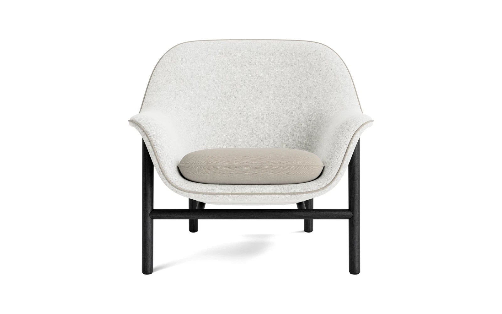 Eleganter Drape Lounge Sessel: Sanfte Kurven, organische Kontur, vielfältige Bezüge, Stahl- oder Eichenbeine, individuell anpassbar.