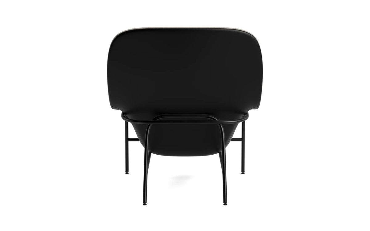 Drape Lounge-Sessel hoch schwarz Stahl Ultra in Ultra 41599 präsentiert im Onlineshop von KAQTU Design AG. Sessel ist von Normann Copenhagen