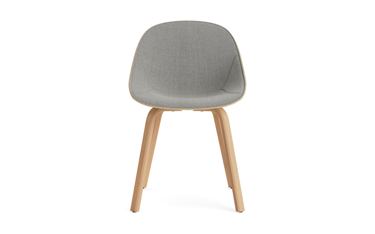 Mat Stuhl Frontpolster Hanffasern Buchenholz in Remix 133 präsentiert im Onlineshop von KAQTU Design AG. Stuhl ist von Normann Copenhagen