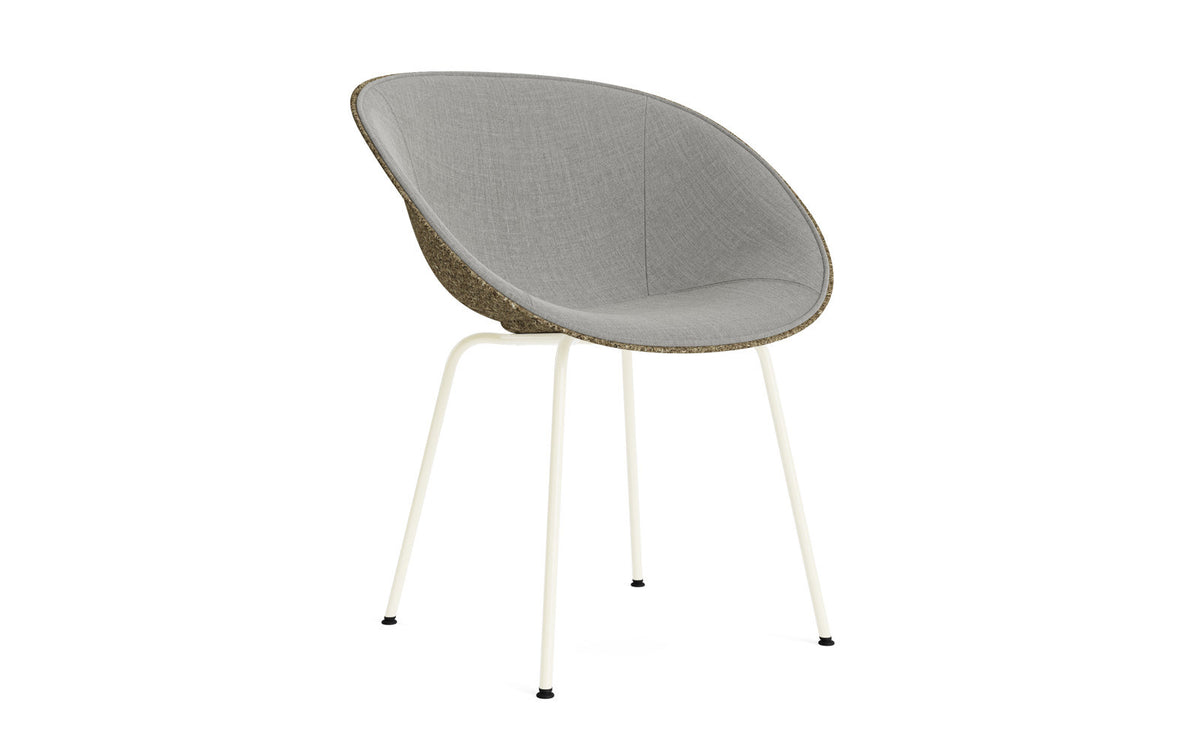 Mat Lehnstuhl polster Seegras Creme stahl in Remix 133 präsentiert im Onlineshop von KAQTU Design AG. Stuhl mit Armlehne ist von Normann Copenhagen