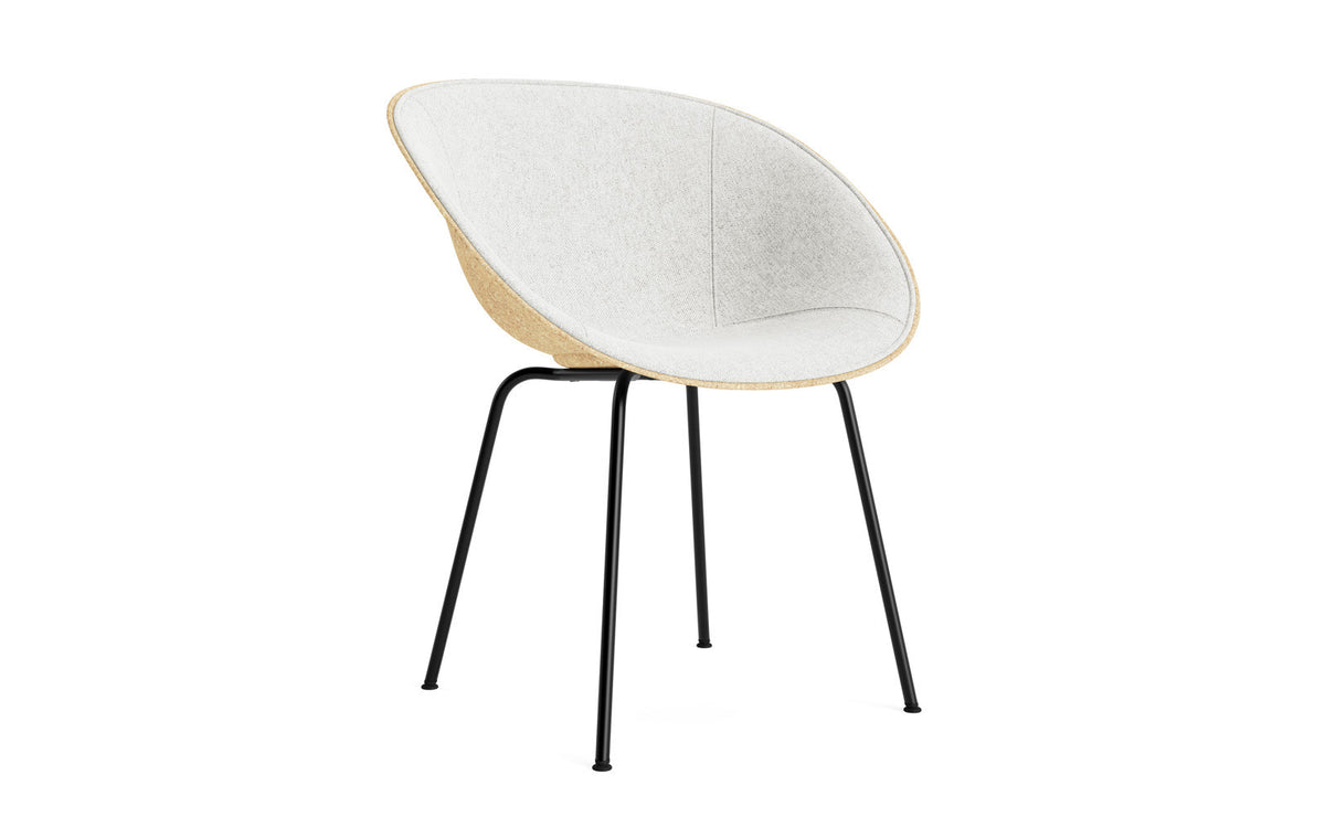 Mat Lehnstuhl polster Hanffasern Schwartz stahl in Hallingdal 110 präsentiert im Onlineshop von KAQTU Design AG. Stuhl mit Armlehne ist von Normann Copenhagen