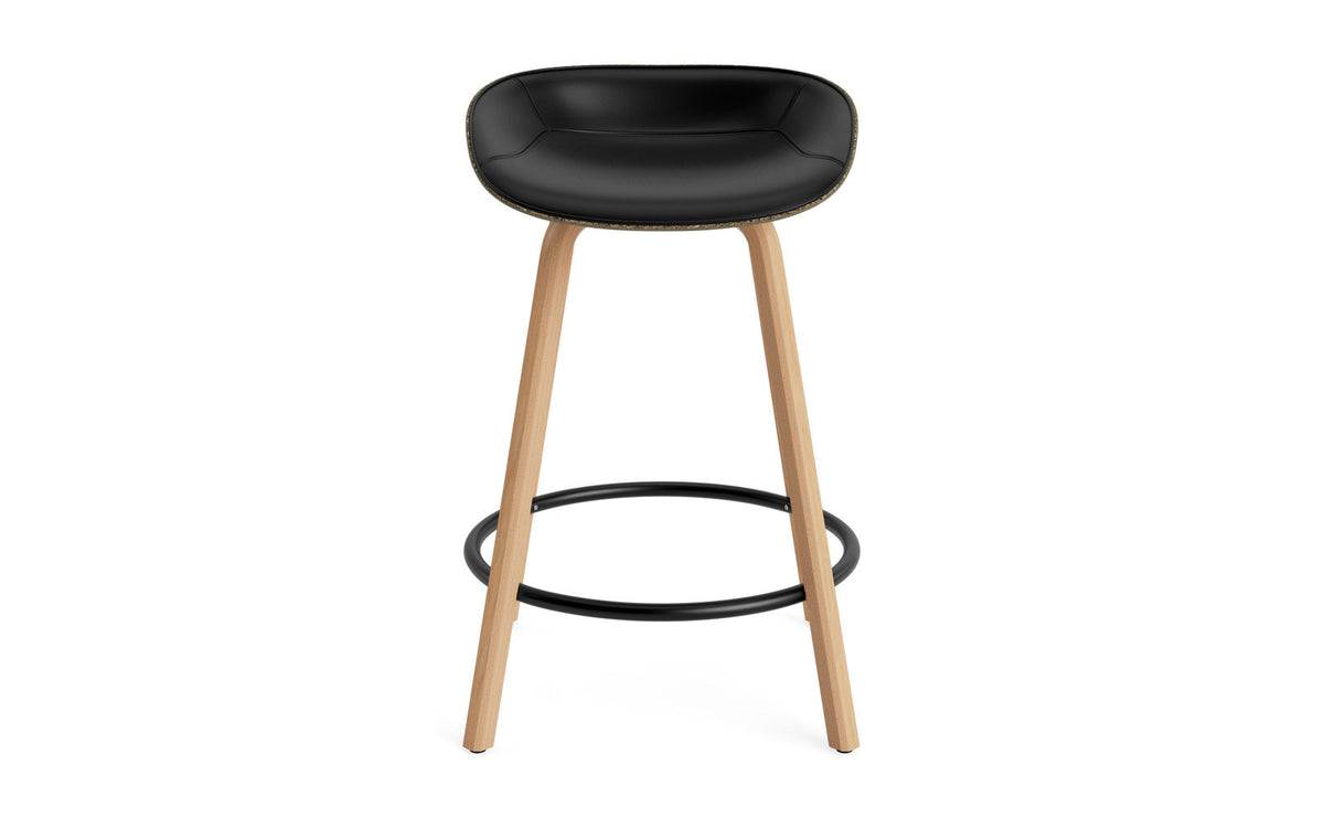Mat Barstuhl 65 cm Frontpolster Seegras Buchenholz/schwarz in Ultra 41599 präsentiert im Onlineshop von KAQTU Design AG. Barstuhl ist von Normann Copenhagen