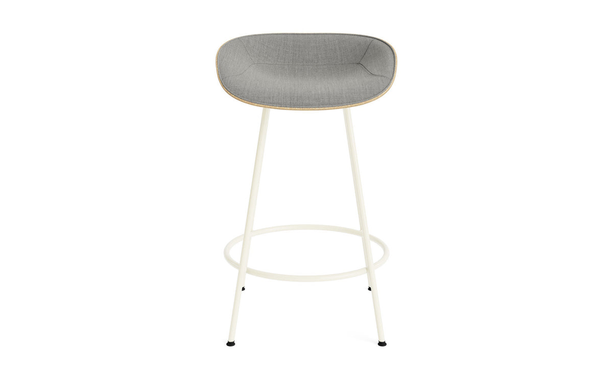 Mat Barstuhl 65 cm Frontpolster Hanffasern creme Stahl in Remix 133 präsentiert im Onlineshop von KAQTU Design AG. Barstuhl ist von Normann Copenhagen