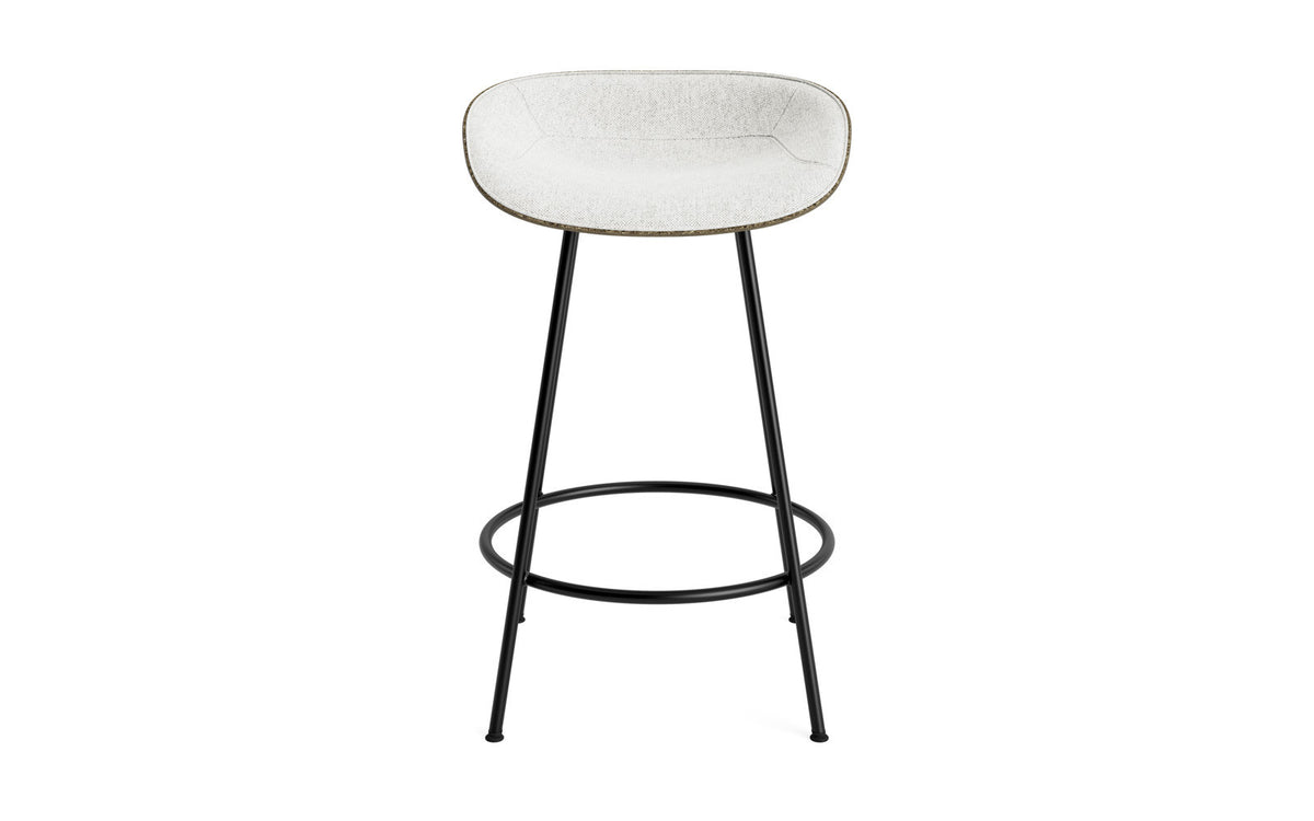 Mat Barstuhl 65 cm Frontpolster Seegras schwartz Stahl in Hallingdal 110 präsentiert im Onlineshop von KAQTU Design AG. Barstuhl ist von Normann Copenhagen
