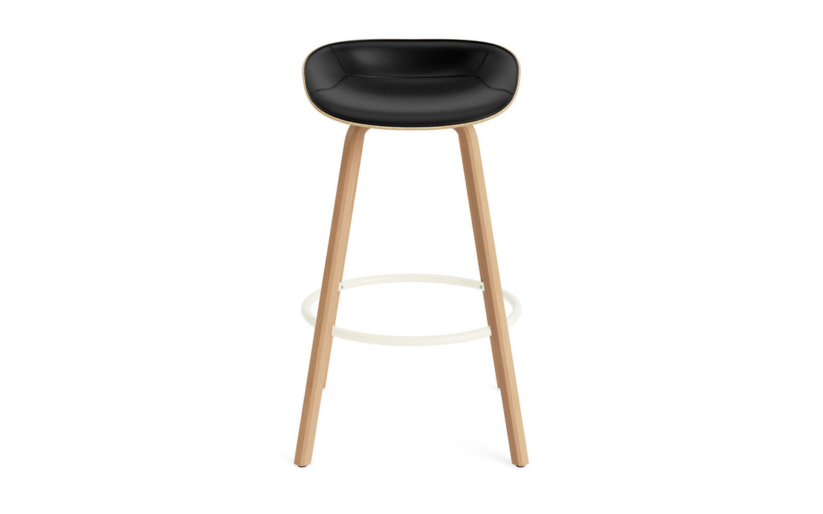 Mat Barstuhl 75 cm Frontpolster Hanffasern Buchenholz/creme in Ultra 41599 präsentiert im Onlineshop von KAQTU Design AG. Barstuhl ist von Normann Copenhagen