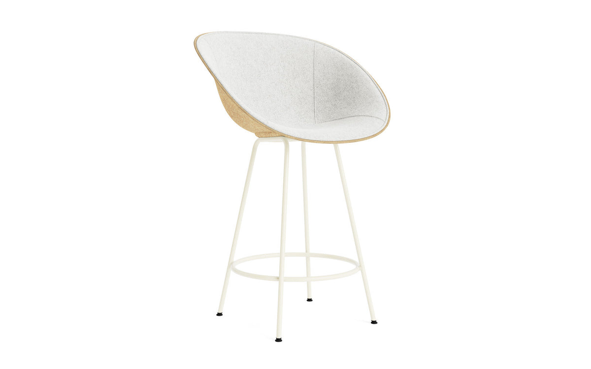 Mat Barstuhl mit Armlehne 65 cm Frontpolster Hanffasern creme Stahl in Hallingdal 110 präsentiert im Onlineshop von KAQTU Design AG. Barstuhl ist von Normann Copenhagen