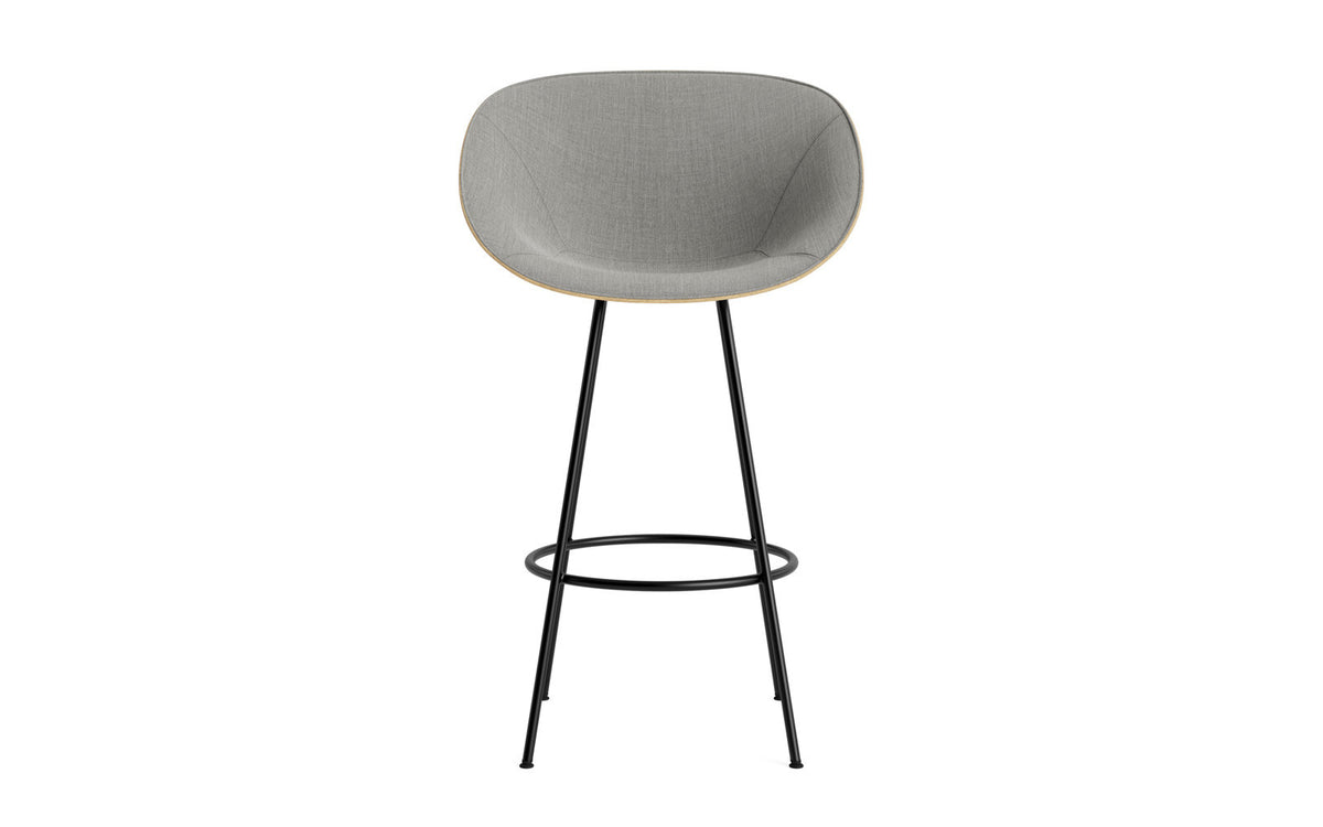 Mat Barstuhl mit Armlehne 75 cm Frontpolster Hanffasern schwarzes Stahl in Remix 133 präsentiert im Onlineshop von KAQTU Design AG. Barstuhl ist von Normann Copenhagen