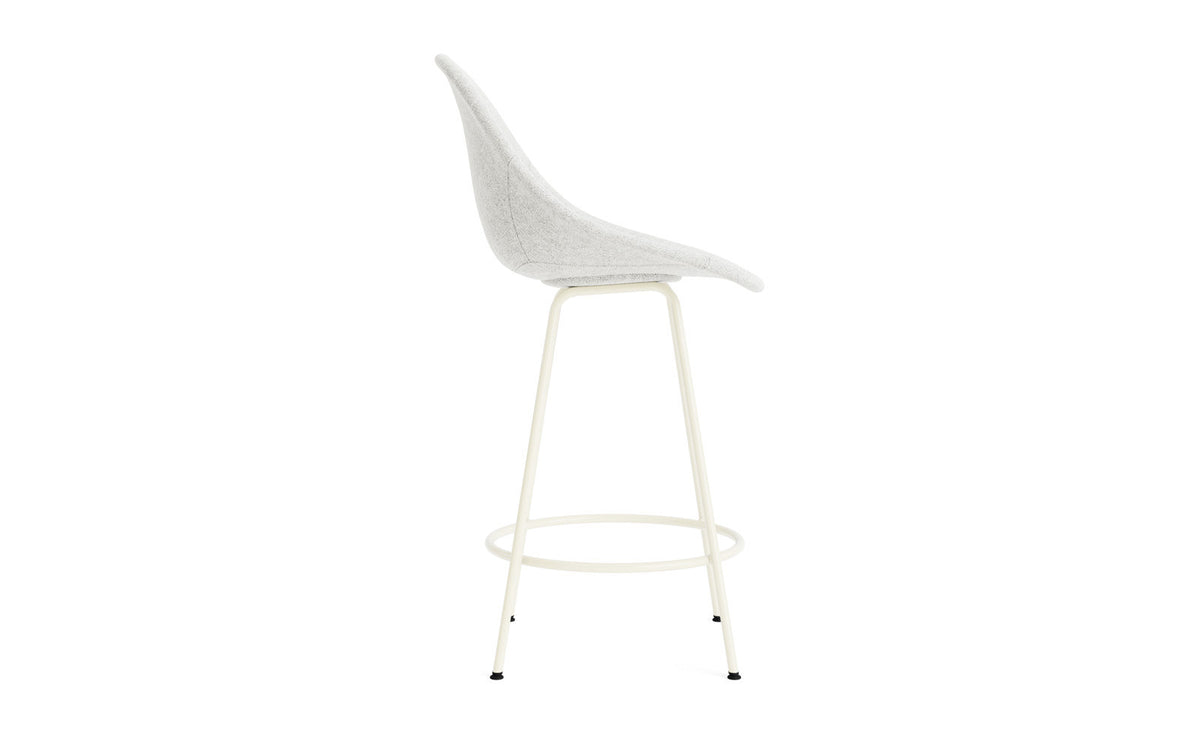 Mat Barstuhl 65 cm vollpolster creme Stahl in Hallingdal 110 präsentiert im Onlineshop von KAQTU Design AG. Barstuhl ist von Normann Copenhagen
