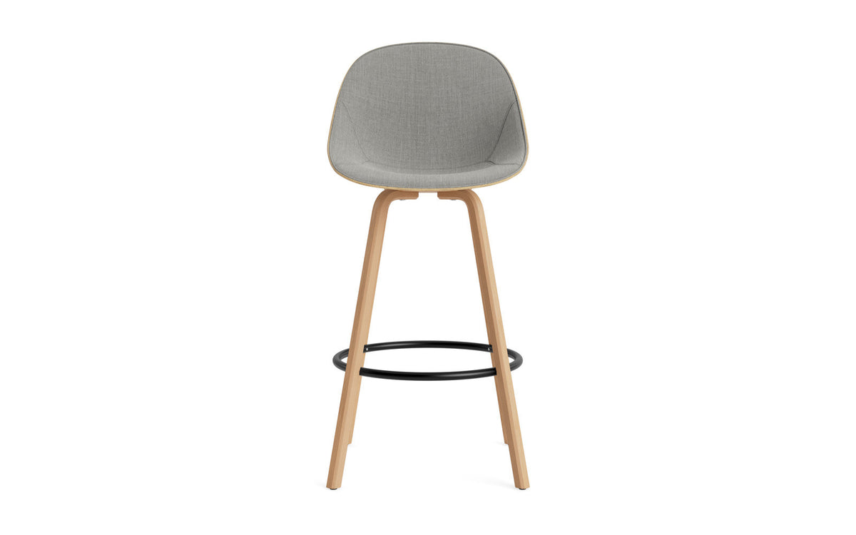 Mat Barstuhl 75 cm Frontpolster Hanffasern Buchenholz/schwarz in Remix 133 präsentiert im Onlineshop von KAQTU Design AG. Barstuhl ist von Normann Copenhagen