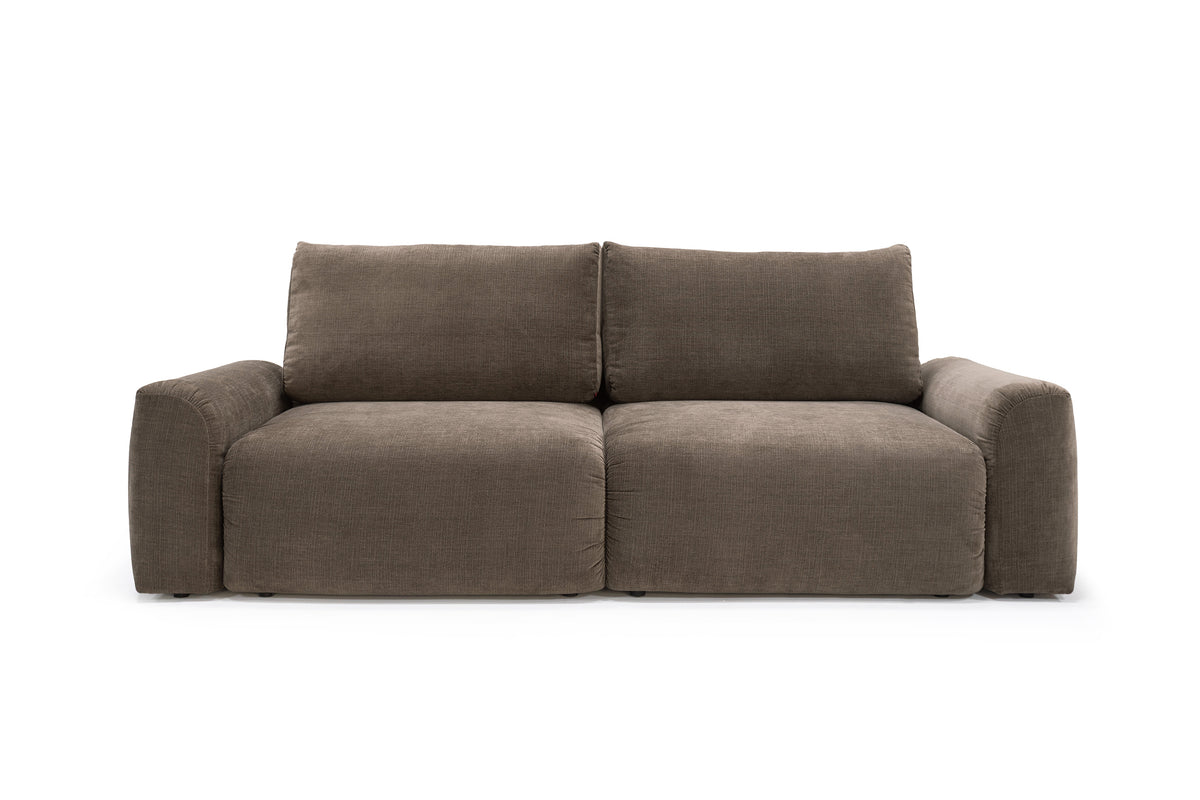 Norum Schlafsofa mit Chunky-Armlehnen in 411 Esina Cedar Brown präsentiert im Onlineshop von KAQTU Design AG. Bettsofa ist von Innovation Living