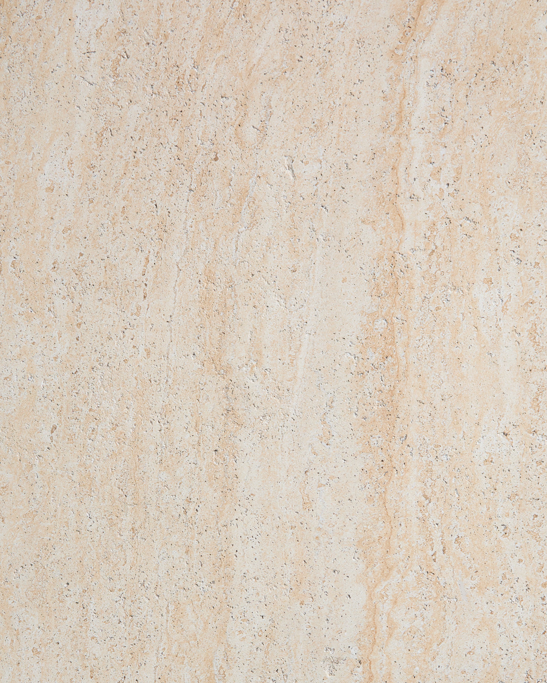 Runder Tisch Drasi aus Zement mit Finish in Travertinoptik, Ø 122 cm in Beige präsentiert im Onlineshop von KAQTU Design AG. Gartentisch ist von Kave Home