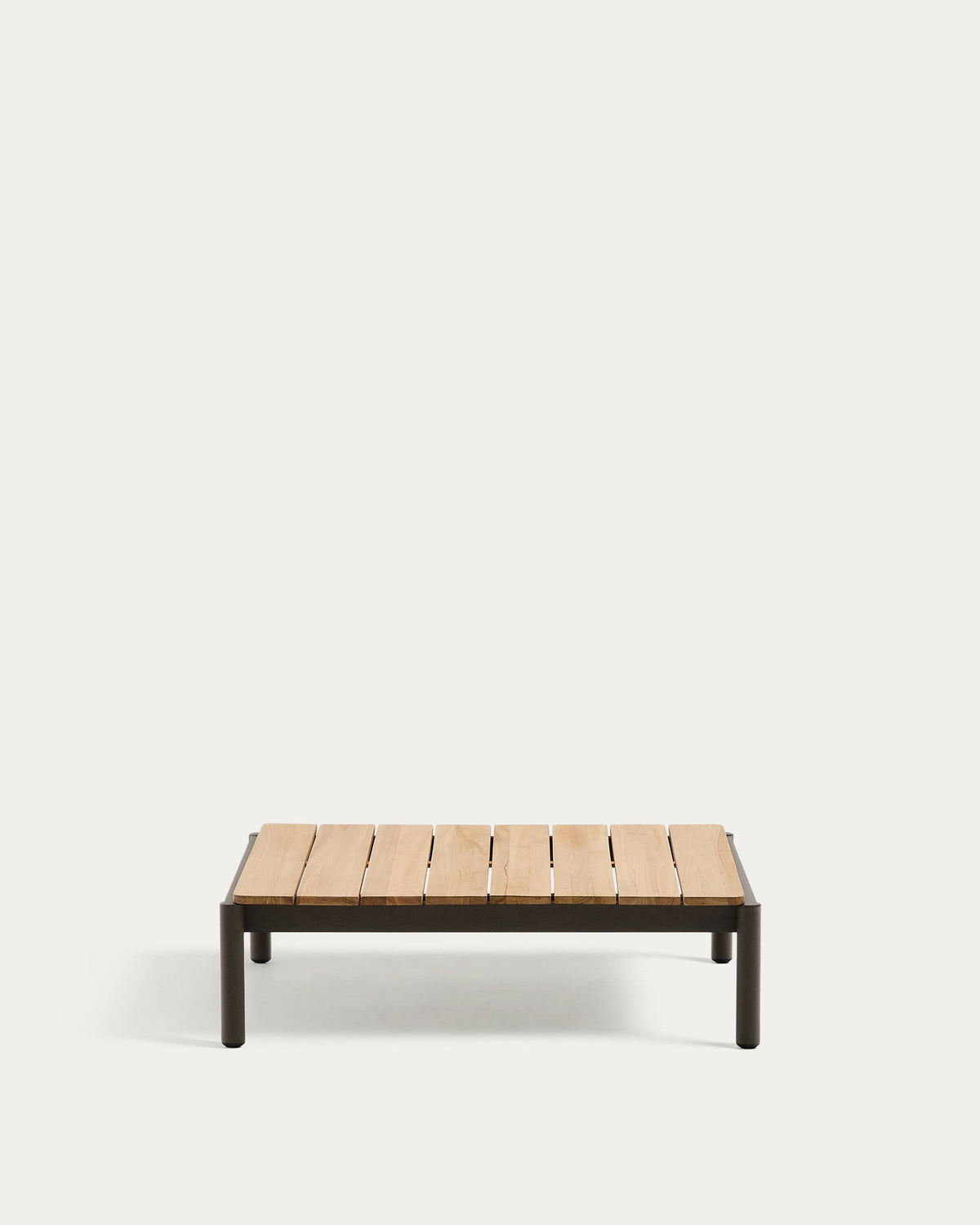 Couchtisch Sorells aus grünem Aluminium und Teakholz 89 x 91 cm FSC 100% in Khaki, Braun präsentiert im Onlineshop von KAQTU Design AG. Loungetisch ist von Kave Home