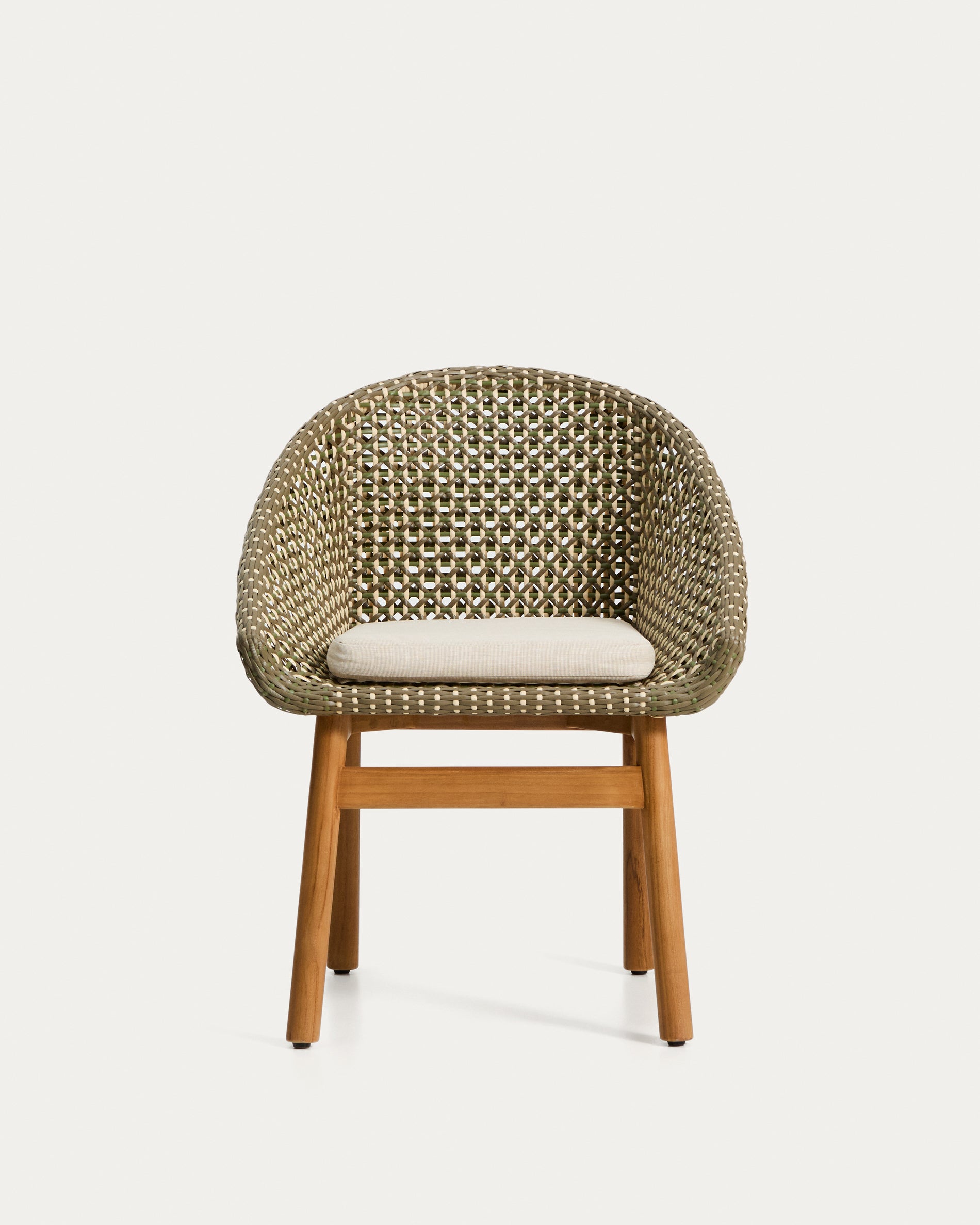 Stuhl Olbia aus synthetischem Rattan und massivem Teakholz FSC 100 % in Dunkelgrün präsentiert im Onlineshop von KAQTU Design AG. Gartenstuhl ist von Kave Home