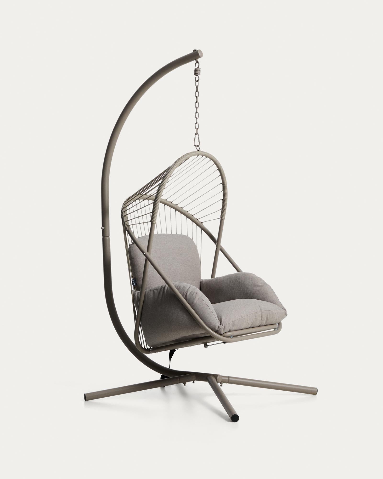 Hängesessel Livadi aus Stahl und taupefarbenem Seil in Beige präsentiert im Onlineshop von KAQTU Design AG. Hängestuhl ist von Kave Home