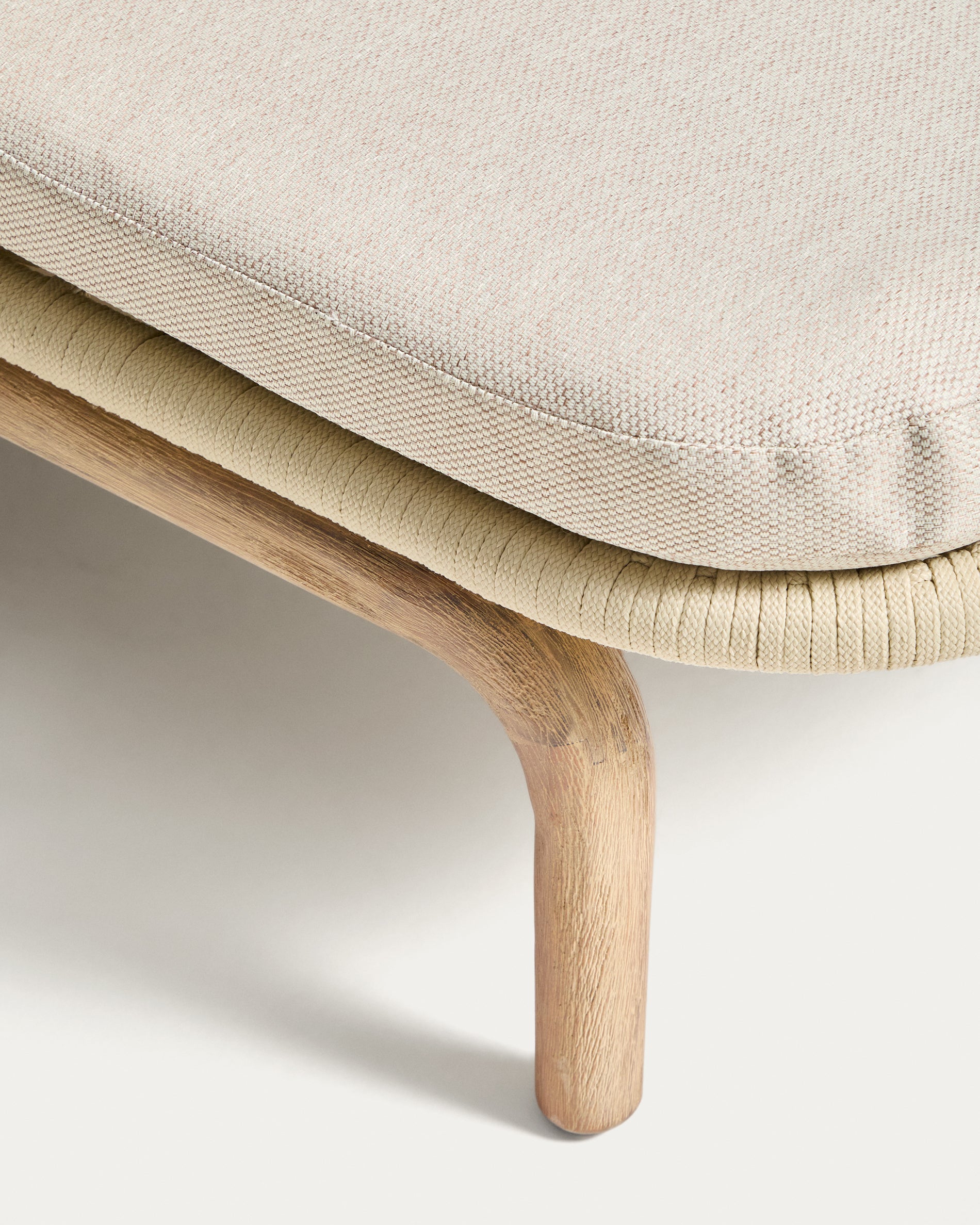 2er-Sonnenliege Alipa aus massivem Akazienholz und ecrufarbenem Seil, FSC 100 % in Ecru präsentiert im Onlineshop von KAQTU Design AG. Liegestuhl ist von Kave Home