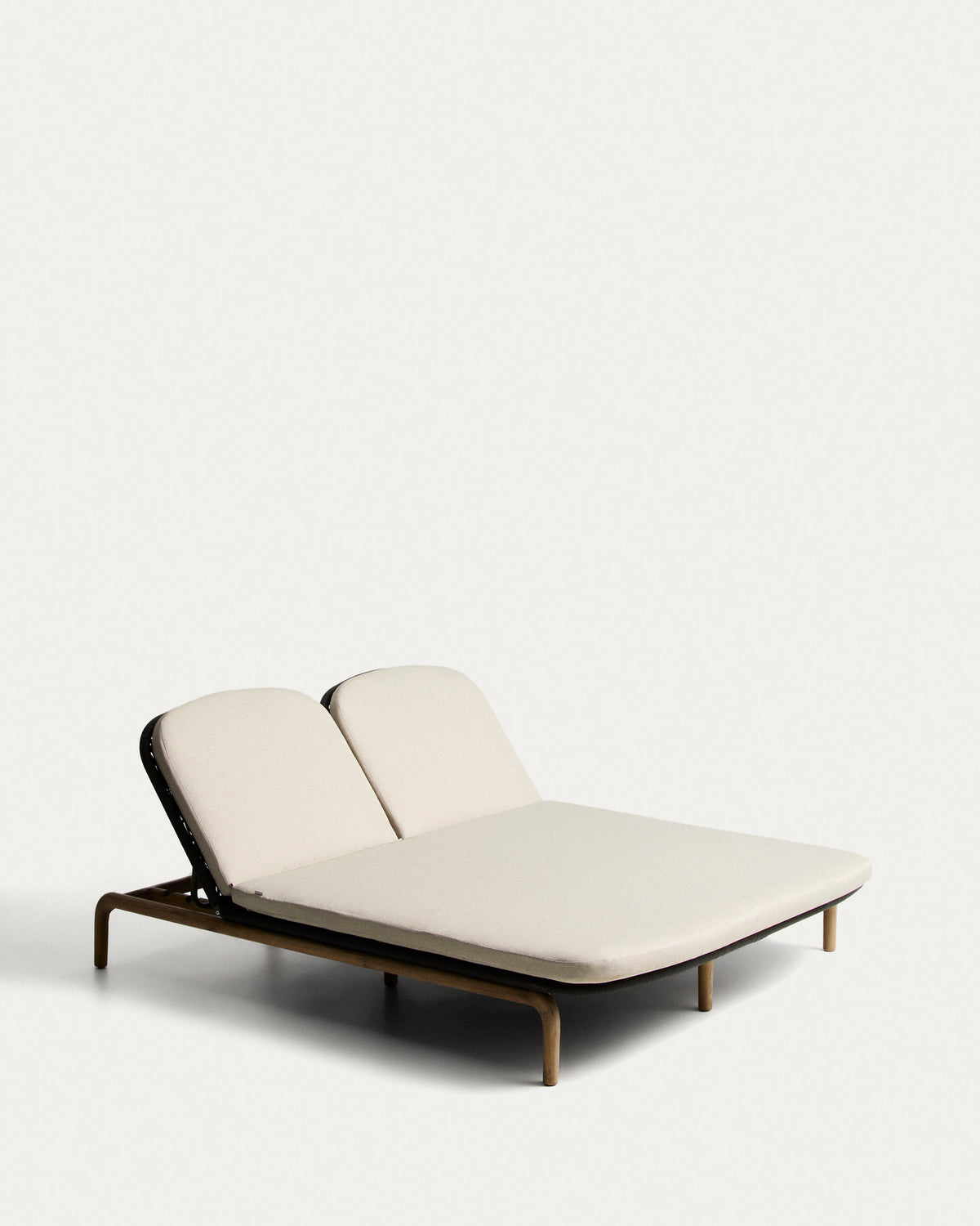 2er-Sonnenliege Alipa aus massivem Akazienholz und dunkelgrauem Seil, FSC 100 % in Graphit, Grau, Schwarz präsentiert im Onlineshop von KAQTU Design AG. Liegestuhl ist von Kave Home