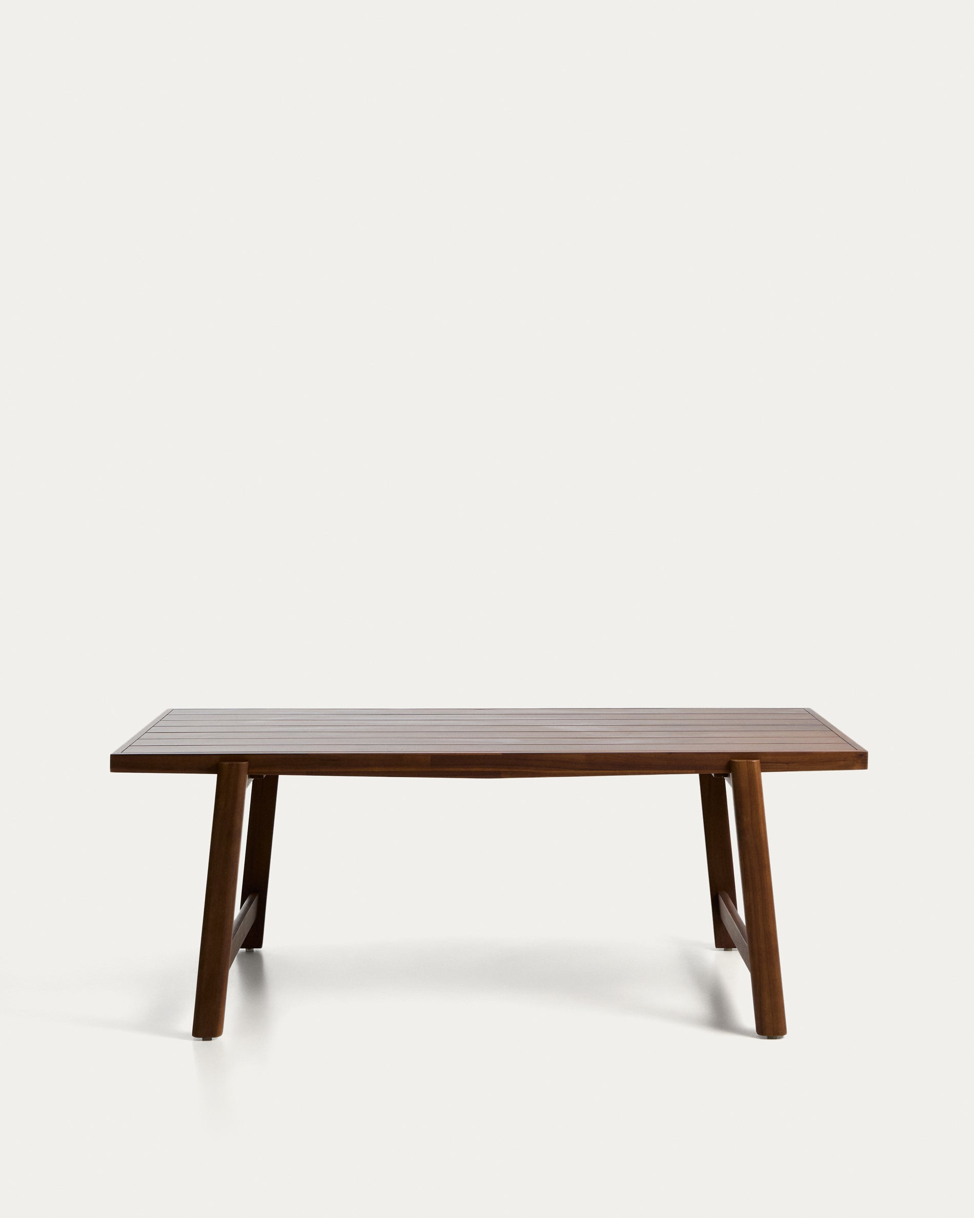 Outdoor-Tisch Itani aus massivem Akazienholz, 200 x 100 cm, FSC 100 % in Braun präsentiert im Onlineshop von KAQTU Design AG. Gartentisch ist von Kave Home