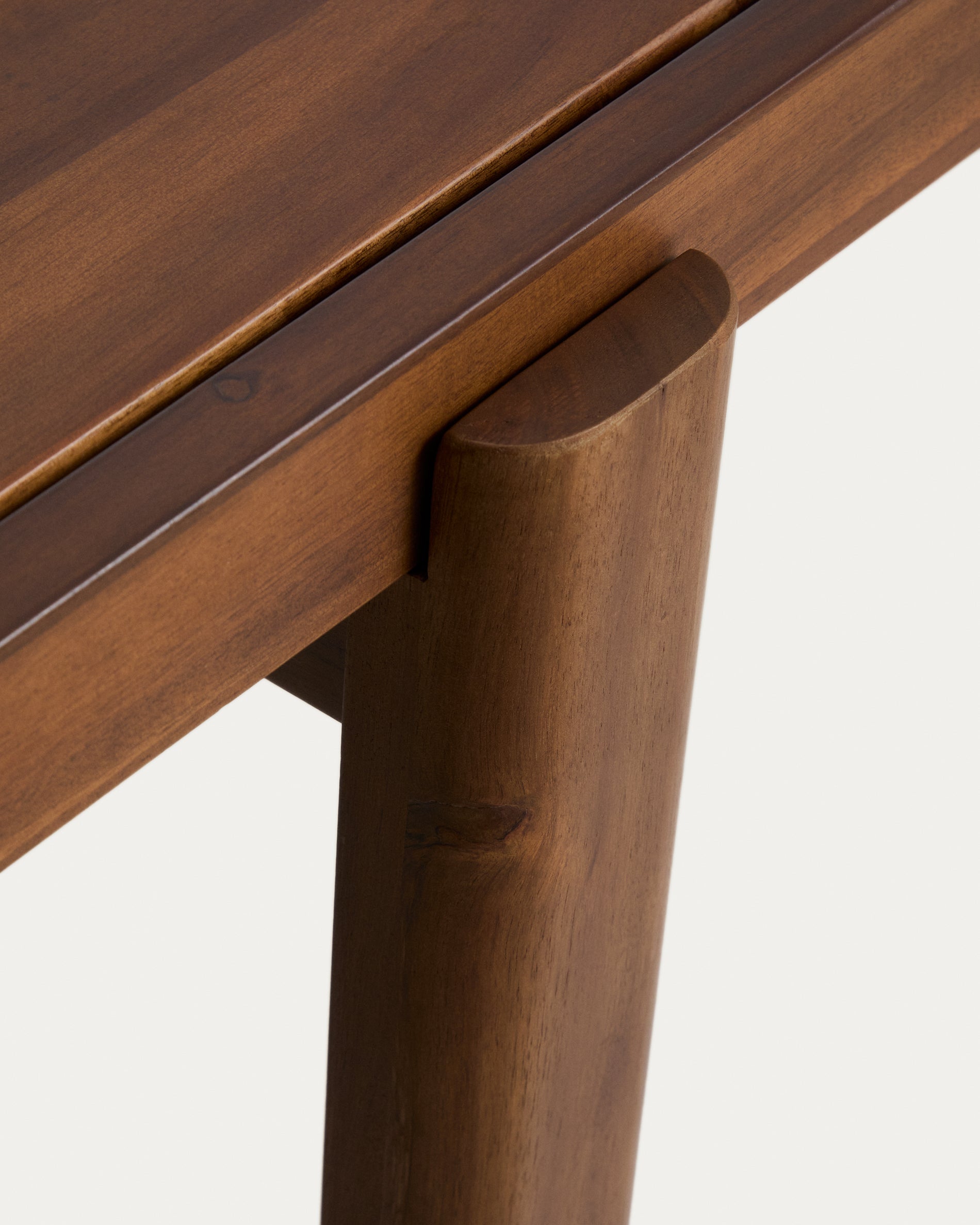 Outdoor-Tisch Itani aus massivem Akazienholz, 200 x 100 cm, FSC 100 % in Braun präsentiert im Onlineshop von KAQTU Design AG. Gartentisch ist von Kave Home