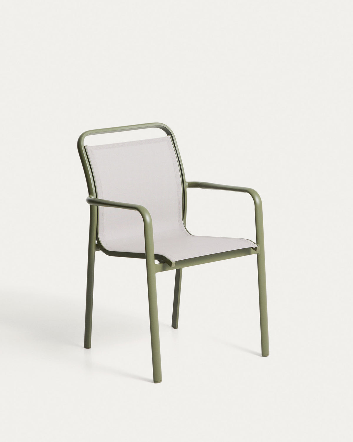 Stapelbarer Outdoor-Stuhl Luri aus Aluminium in Grün und beigem Texteline in Grün, Hellgrün präsentiert im Onlineshop von KAQTU Design AG. Gartenstuhl mit Armlehnen ist von Kave Home