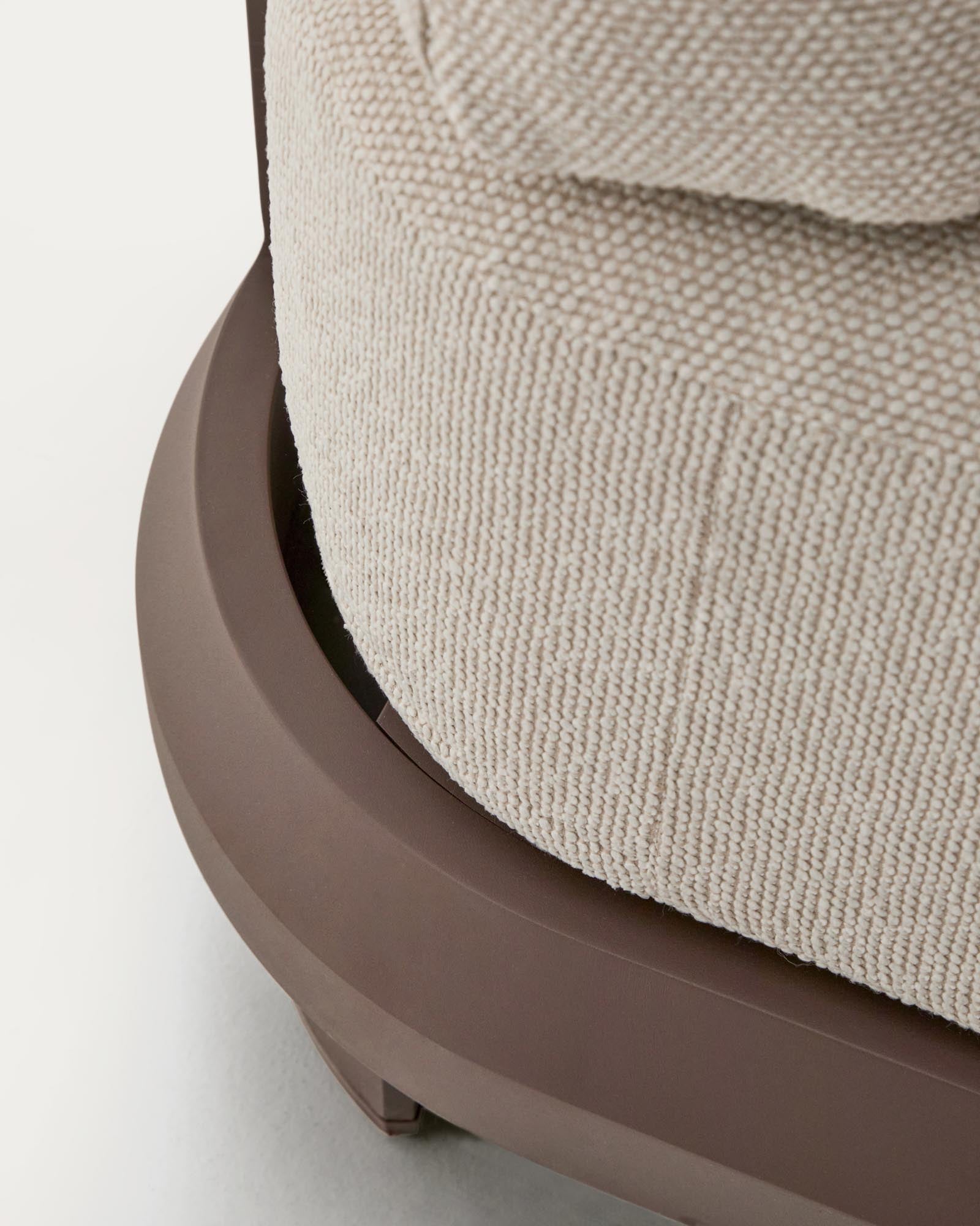 Modernes 3-Sitzer-Sofa Nerano aus langlebigem Aluminium in ansprechendem Braun, perfekt für entspannte Stunden im Freien.