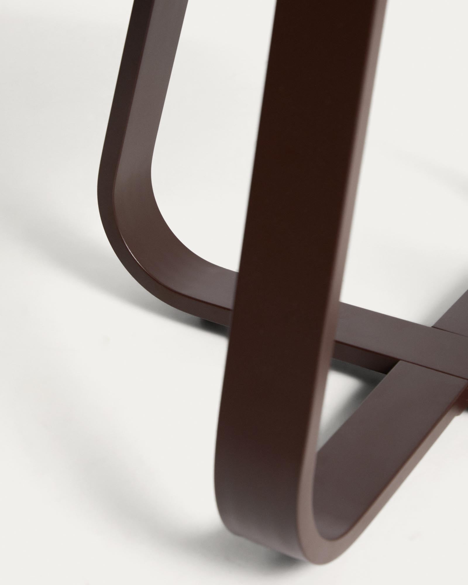 Outdoor Beistelltisch Tamaris aus Aluminium in Braun Ø 48 cm in Braun präsentiert im Onlineshop von KAQTU Design AG. Beistelltisch Outdoor ist von Kave Home