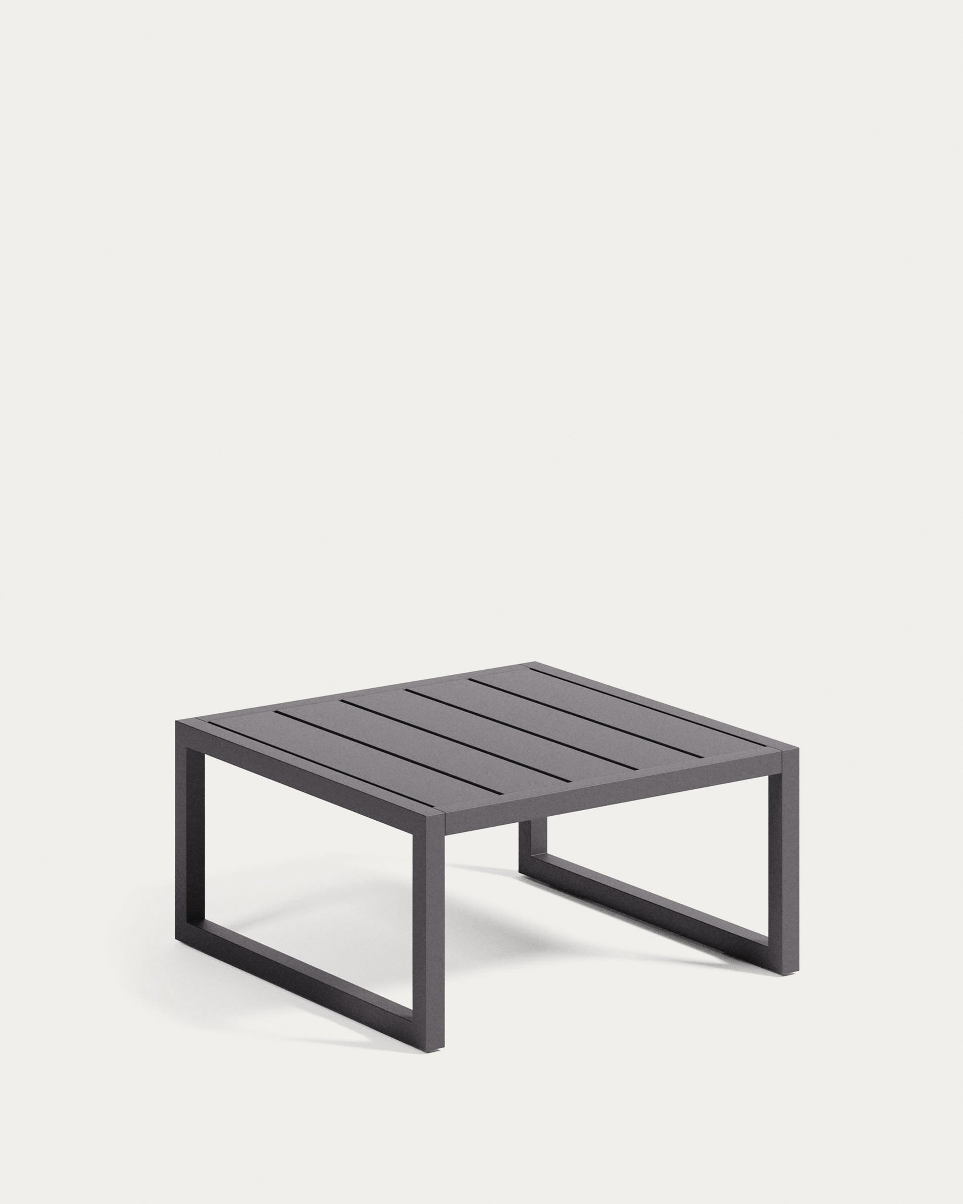 Comova side table 100% outdoor, made of black aluminium, 60 x 60 cm