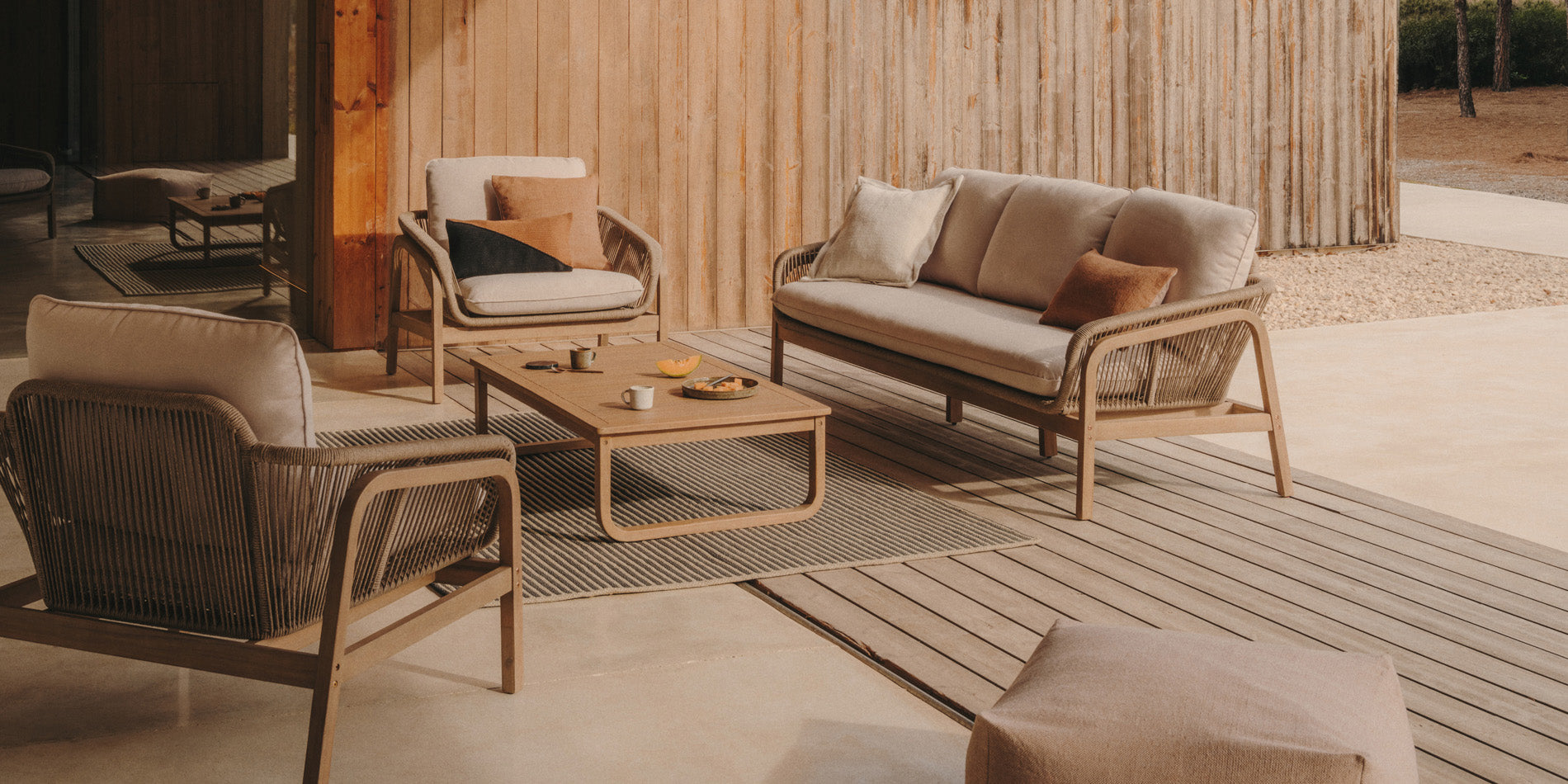 Outdoor Lounge Vellana mit Seilstruktur von Kave Home