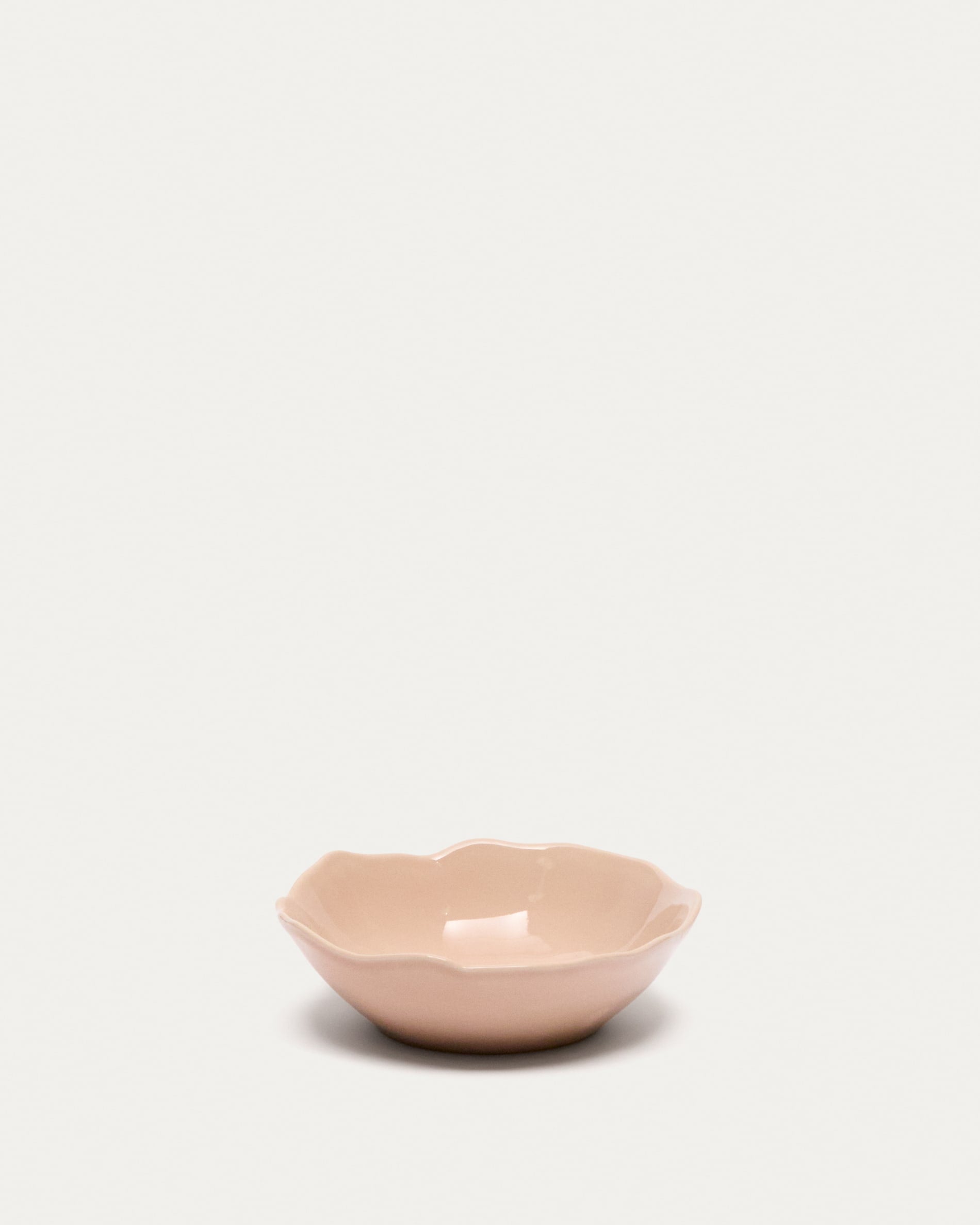 Elegante Tiraya Keramikschale in Rosa: Hochwertige, langlebige Keramik mit glatter Glasur. Ideal für Salate, Suppen, Desserts. Spülmaschinen- und mikrowellengeeignet.