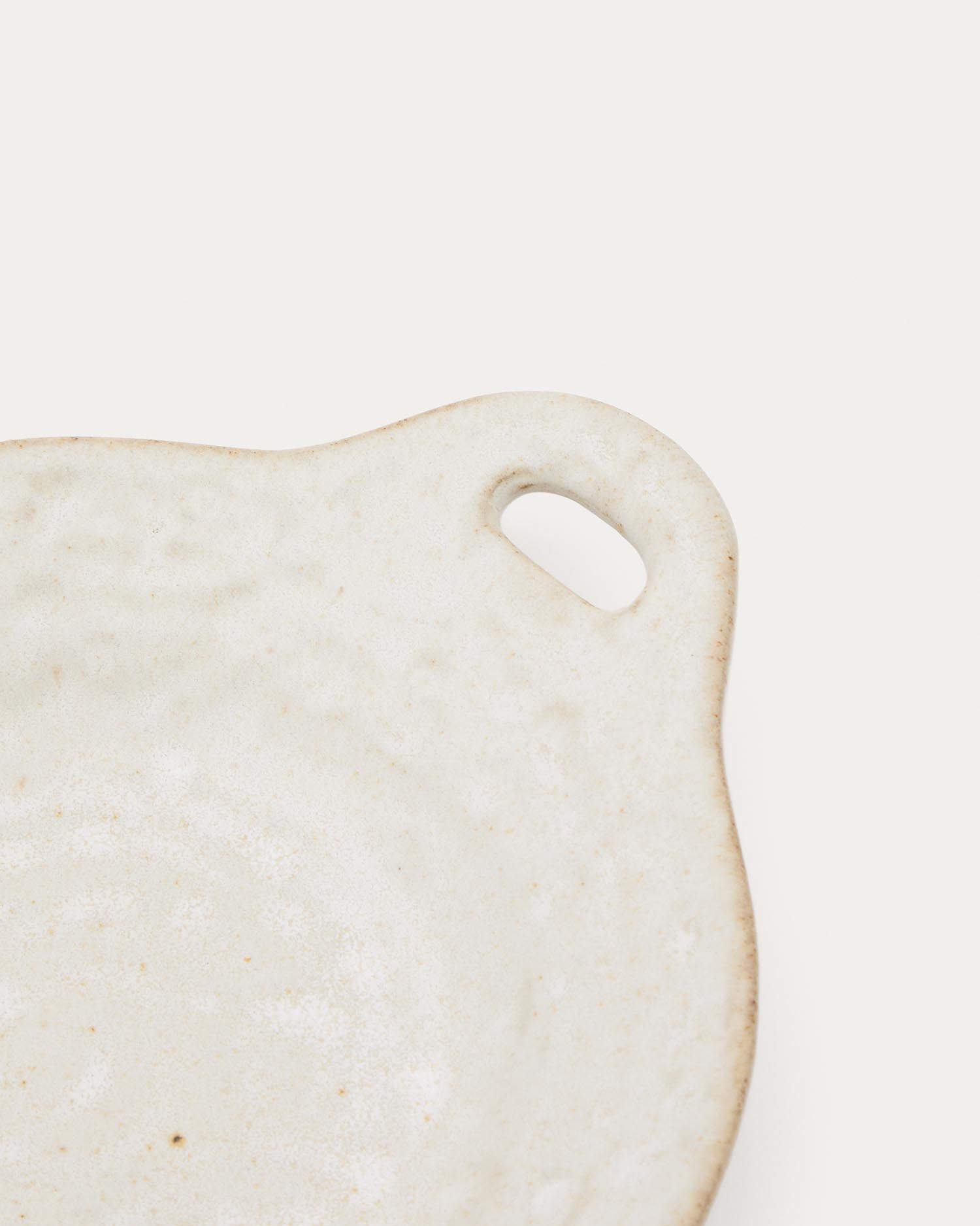 Kleine Obstschale Zunel aus beiger Keramik in Beige präsentiert im Onlineshop von KAQTU Design AG. Schale ist von Kave Home