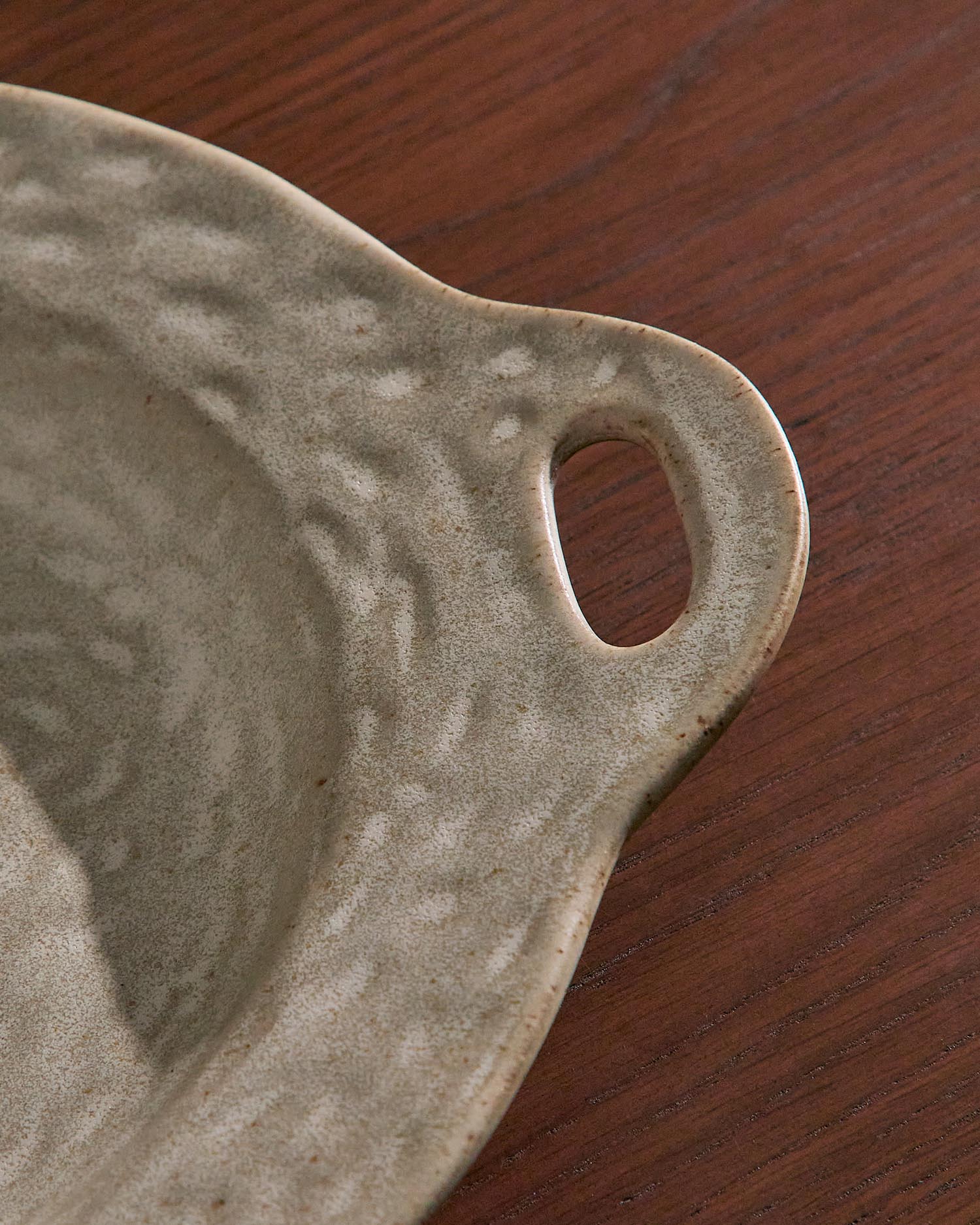 Kleine Obstschale Zunel aus beiger Keramik in Beige präsentiert im Onlineshop von KAQTU Design AG. Schale ist von Kave Home